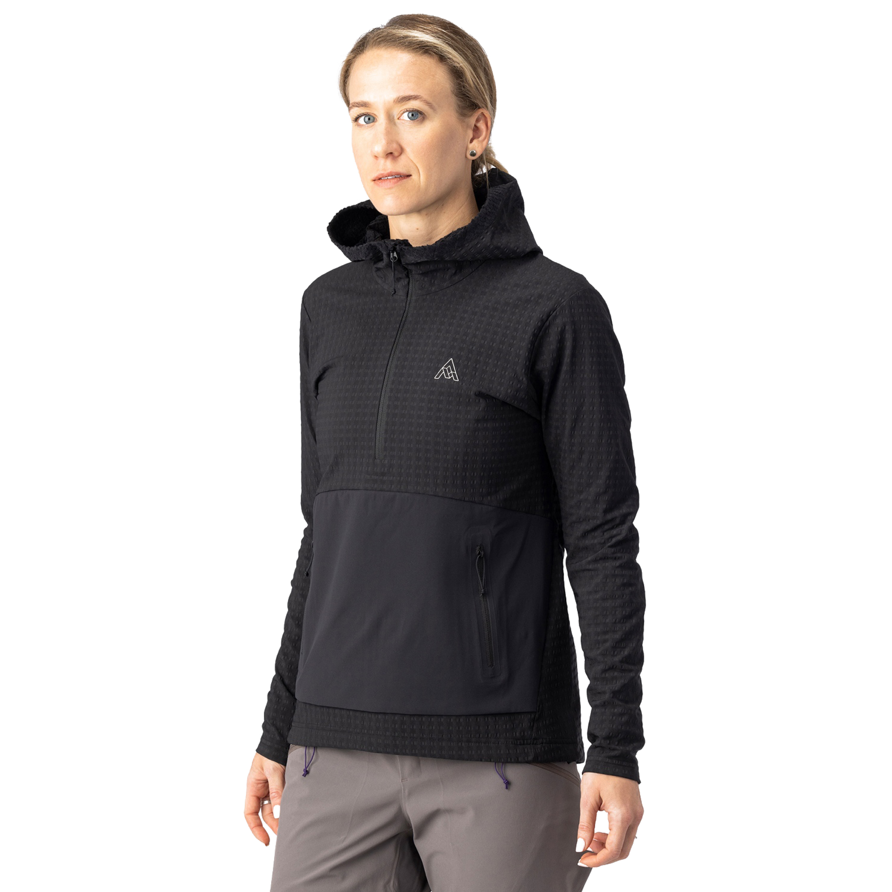 женский анорак Chilco 7mesh - черный