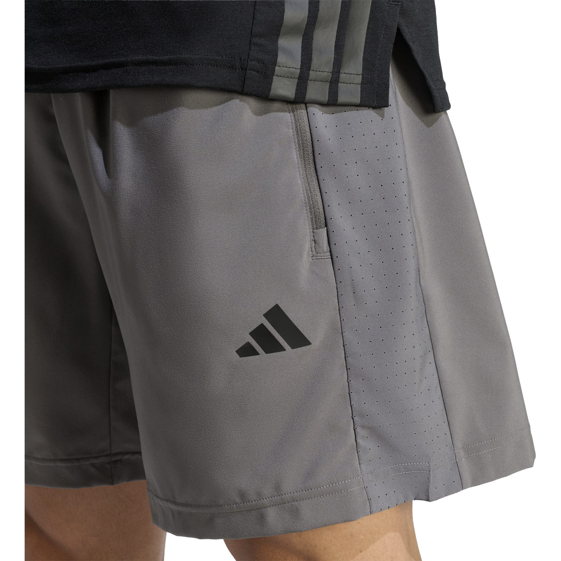 adidas Workout Essentials Base Woven 7