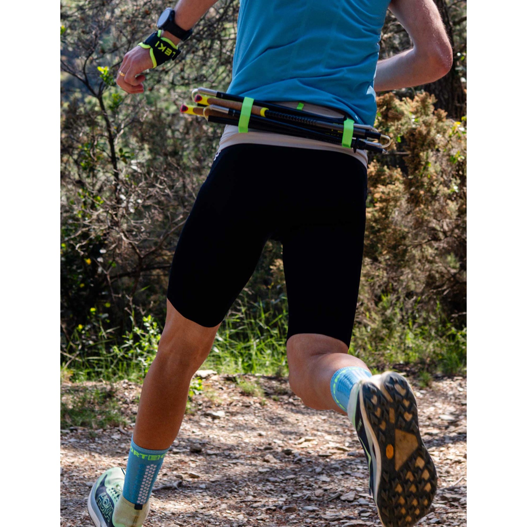COMPRESSPORT Short Course à Pied Homme - Ultra Léger, Respirant Avec Slip Intégré Et Poche