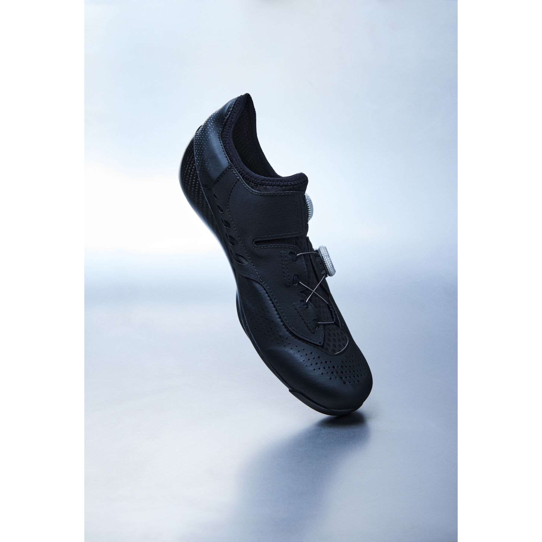 Q36.5 Unique Proロードシューズ Q36.5 Unique Pro Road Shoes in White – DSTNC