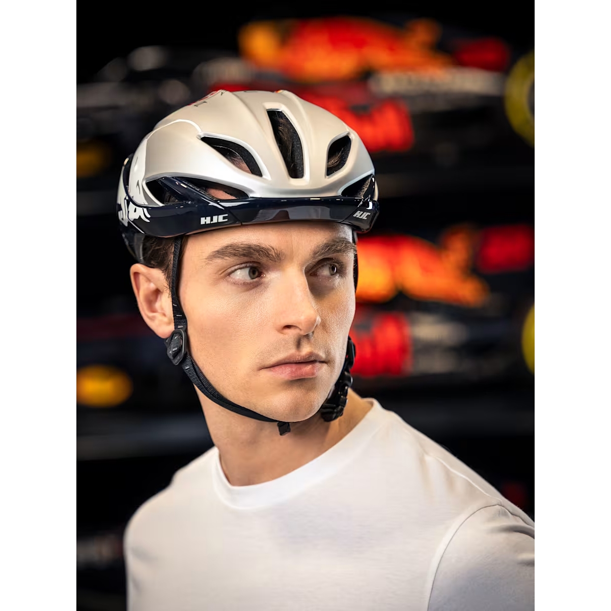 HJC Furion 3 LTD Rennrad Helm - Oracle Redbull Racing | BIKE24