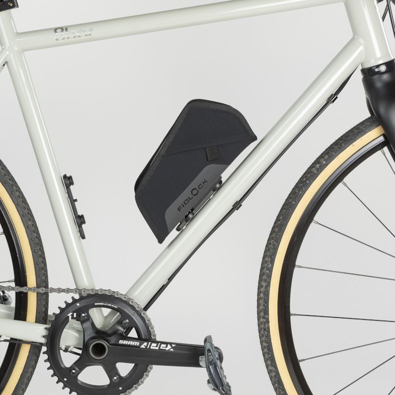 Fidlock Twist Essential Bag - 1.1L - black | BIKE24