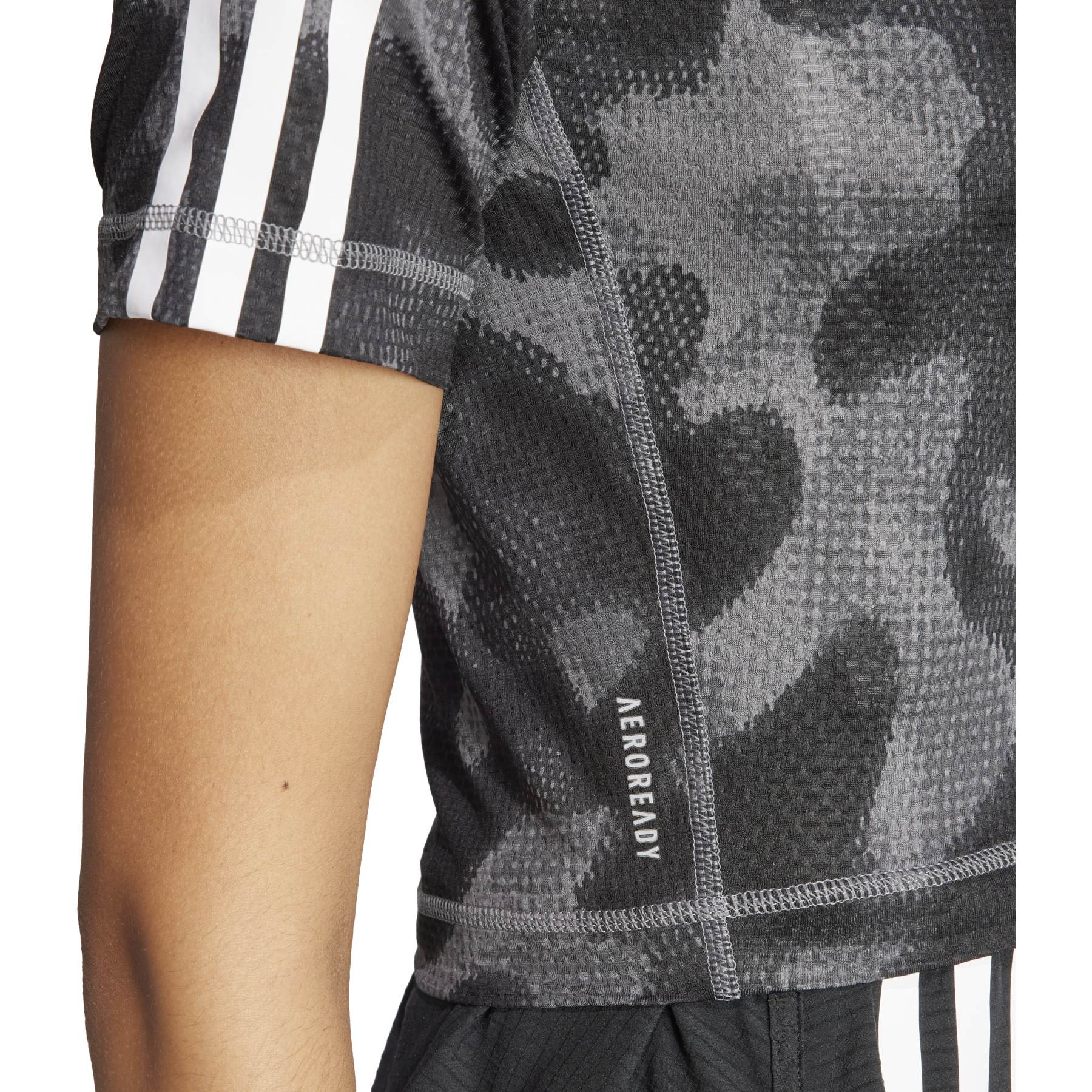 Adidas t shirt damen muster online