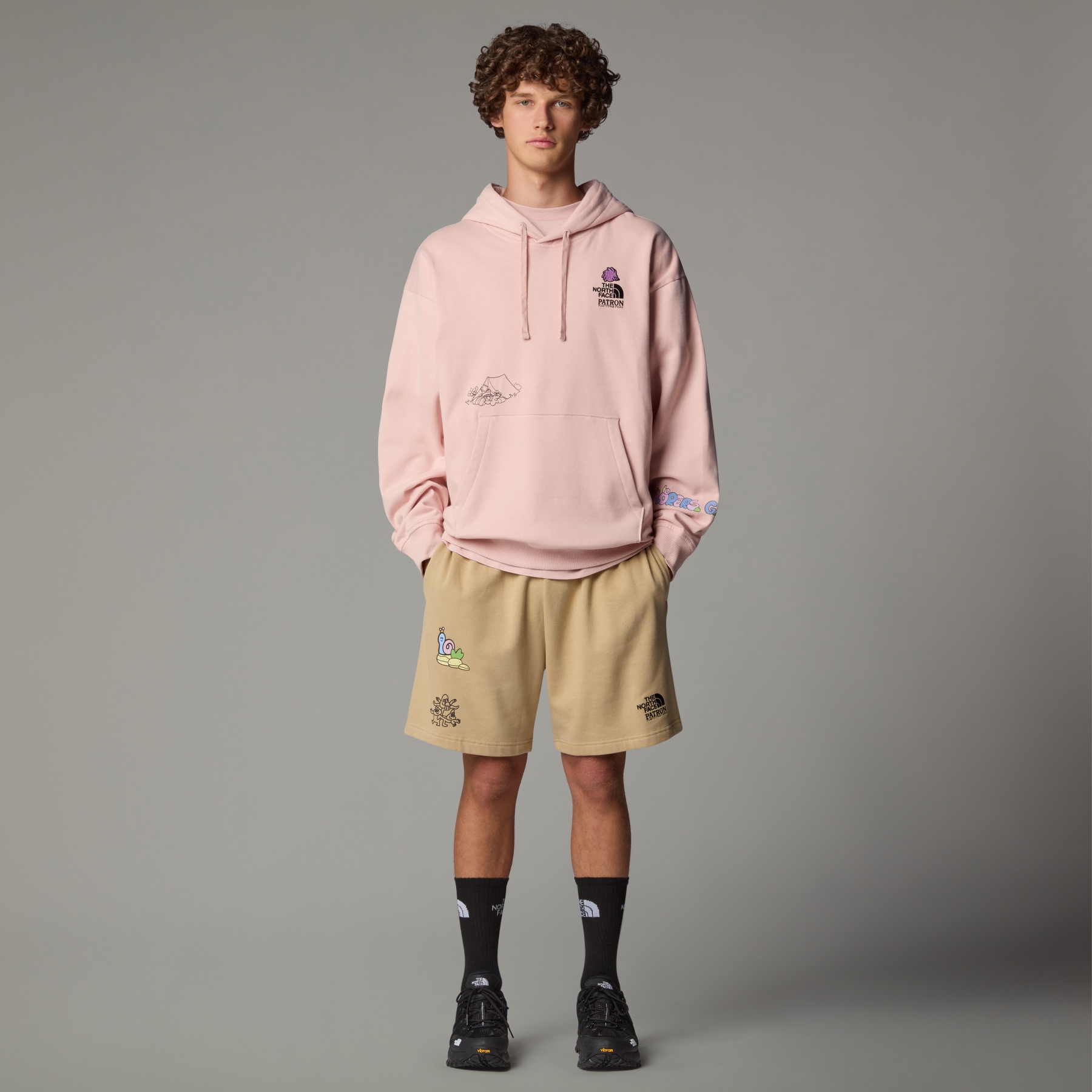 ★ドイツ発*THE NORTH FACE*新作*Mountain Cleanup スウェット/U The North Face Mountain Cleanup Oversized Hoodie Unisex