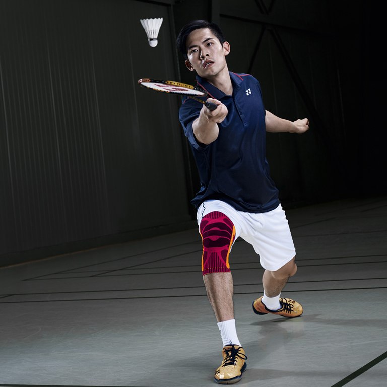 Knee support best sale for badminton players