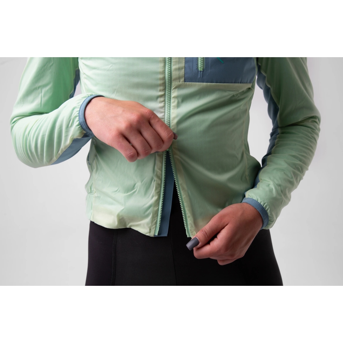 Isadore Alternative Insulated Jacket Women - Seafoam Green | BIKE24