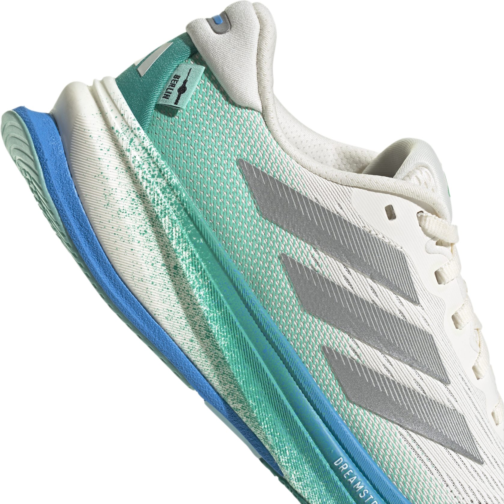 RISE☆ adidas ZX serija: futuristiniai sportbačiai laukia MODIVO.LT