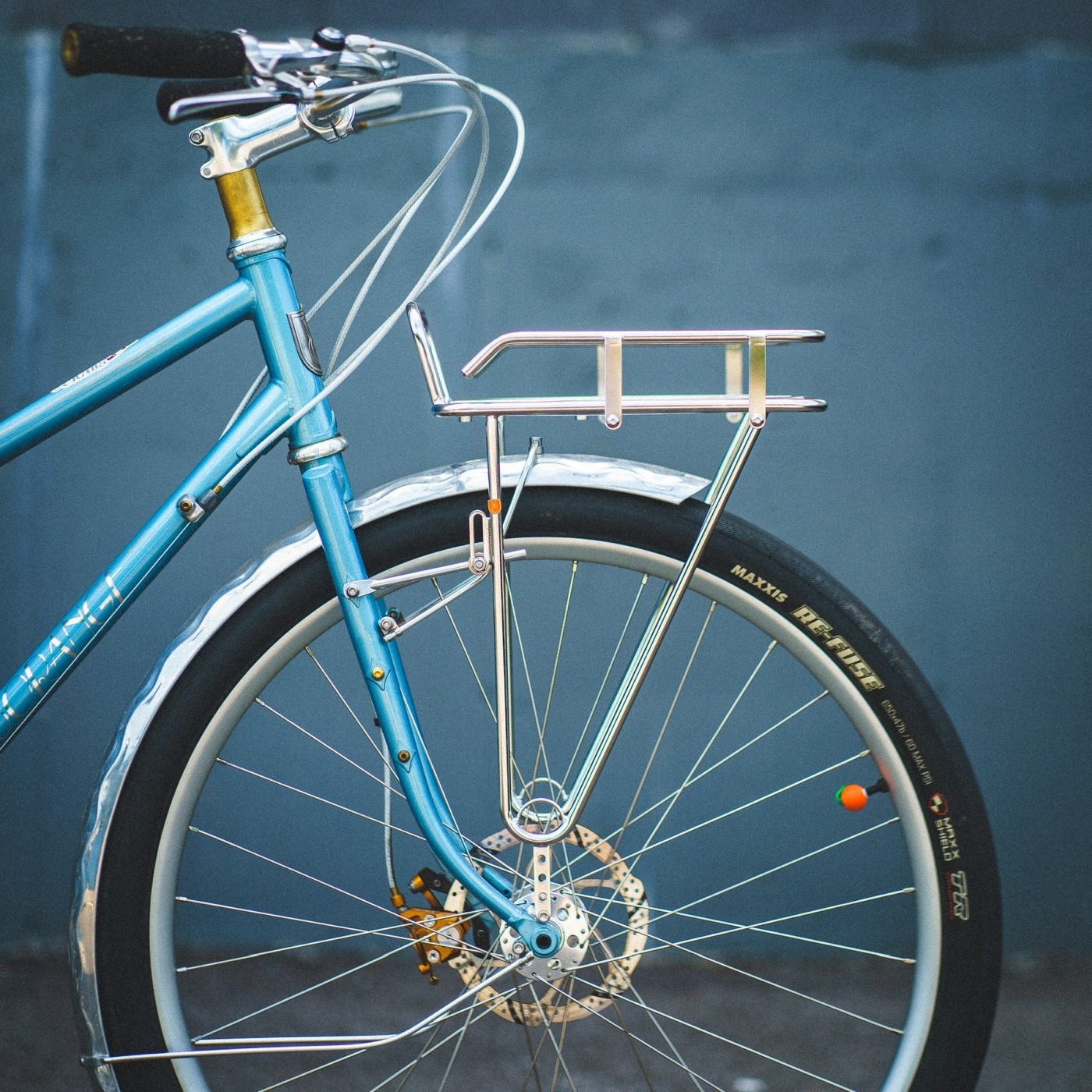 VELO ORANGE Porteur Rack シルバー フロントラック Velo Orange Porteur Front Rack - silver | BIKE24