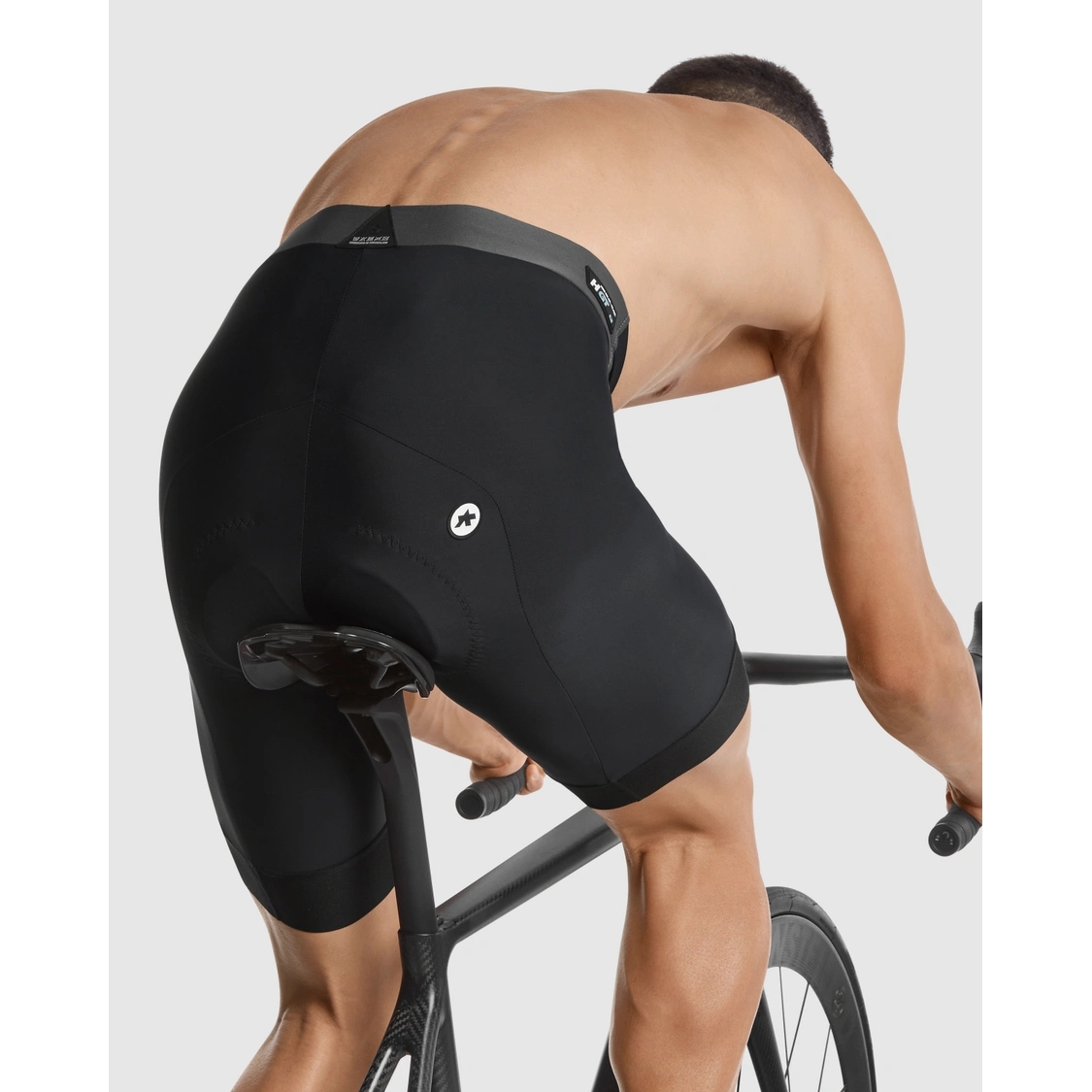 ASSOS　MILLE GT BIB SHORTS C2サイズXS Assos Mille GT Half Shorts C2 Excel Sports | Shop Online From