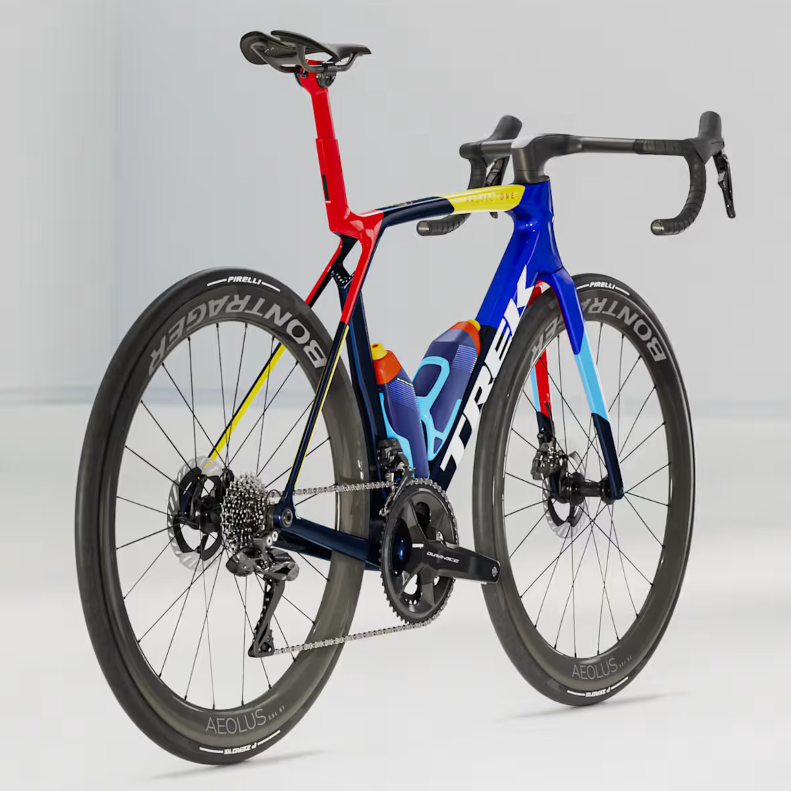 Trek MADONE SLR 9 Di2 Gen 8 - Carbon Road Bike - 2025 - Team