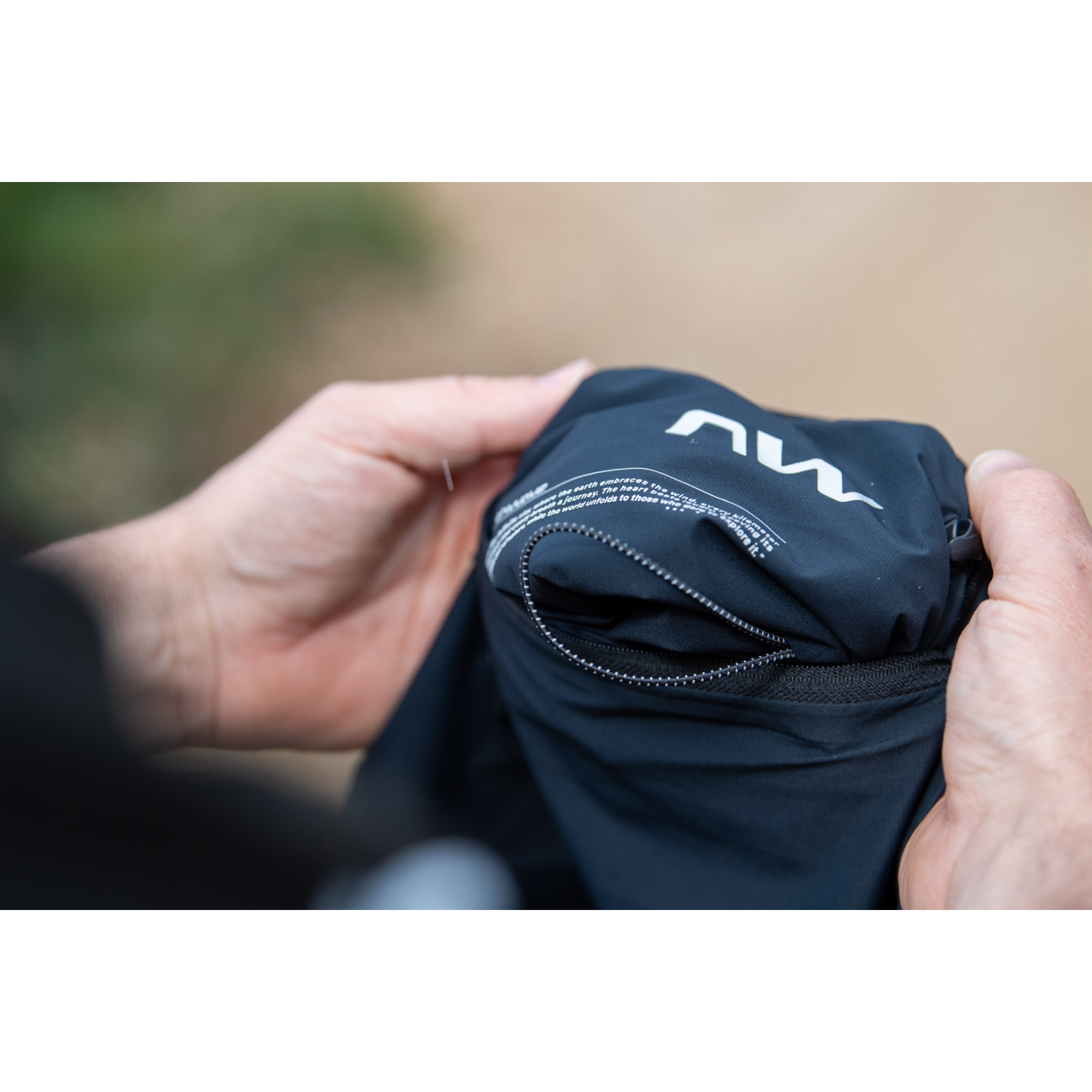 Northwave Extreme Rock Jacket Men - black 10 | BIKE24