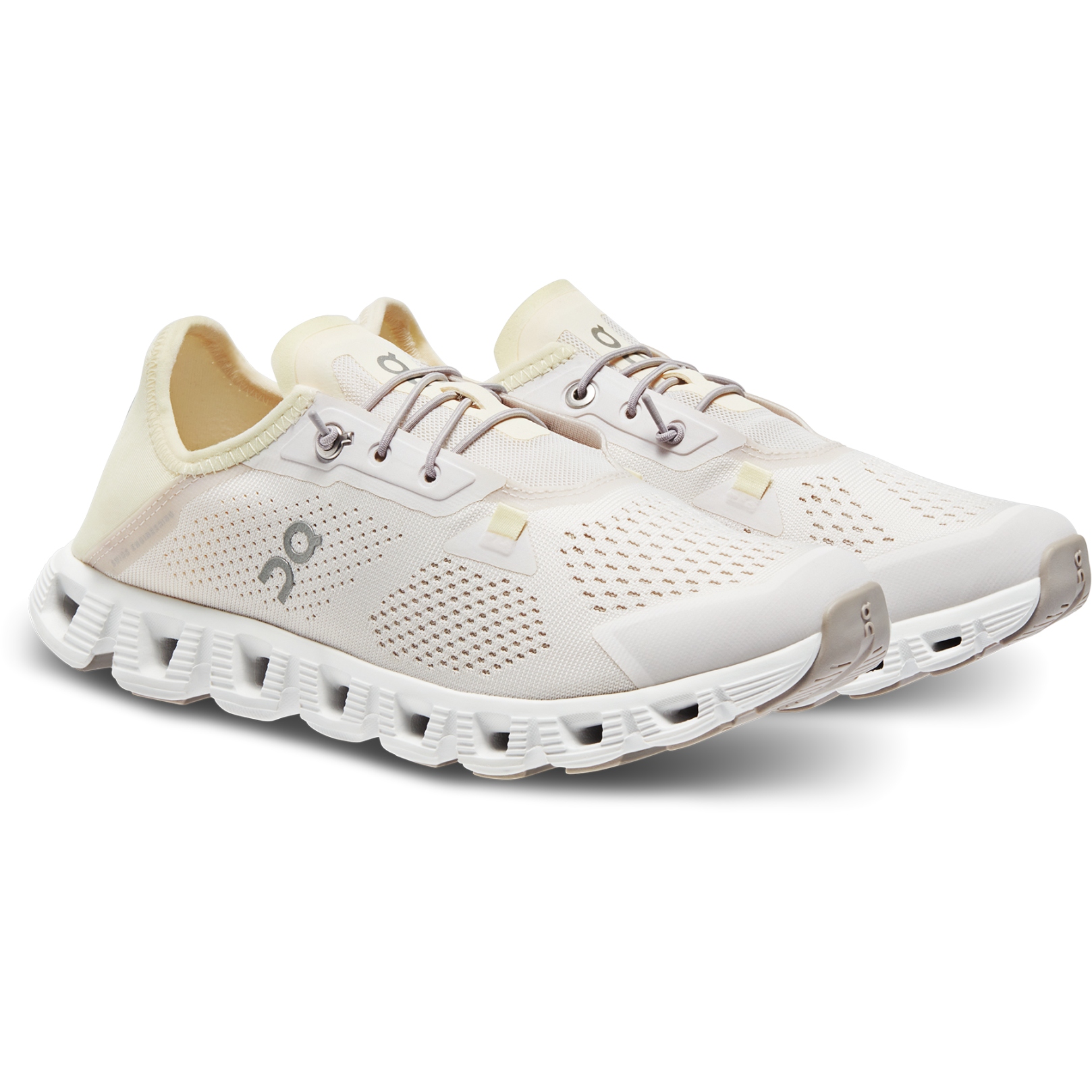 Picture of On Cloud 5 Coast Women&#039;s Shoe - Sand &amp; Ray