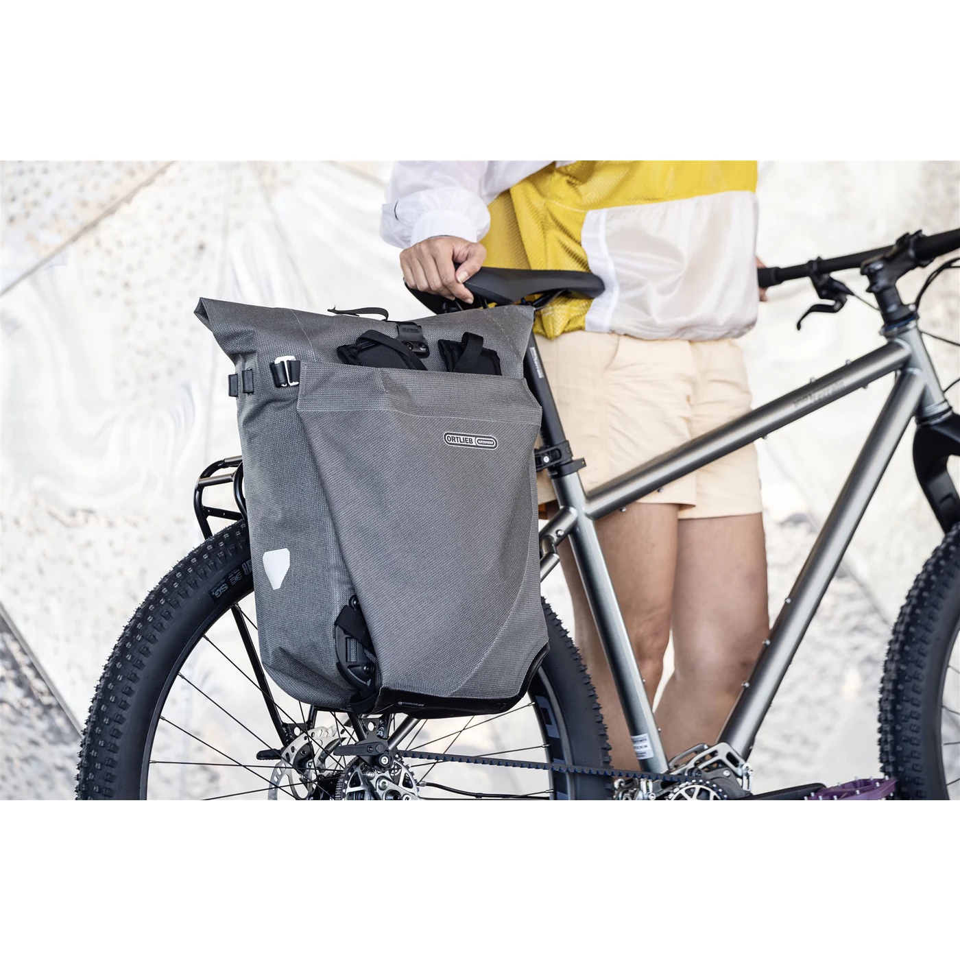 ORTLIEB Vario Urban - QL2.2 Bike Pannier | Backpack - 20L - pepper