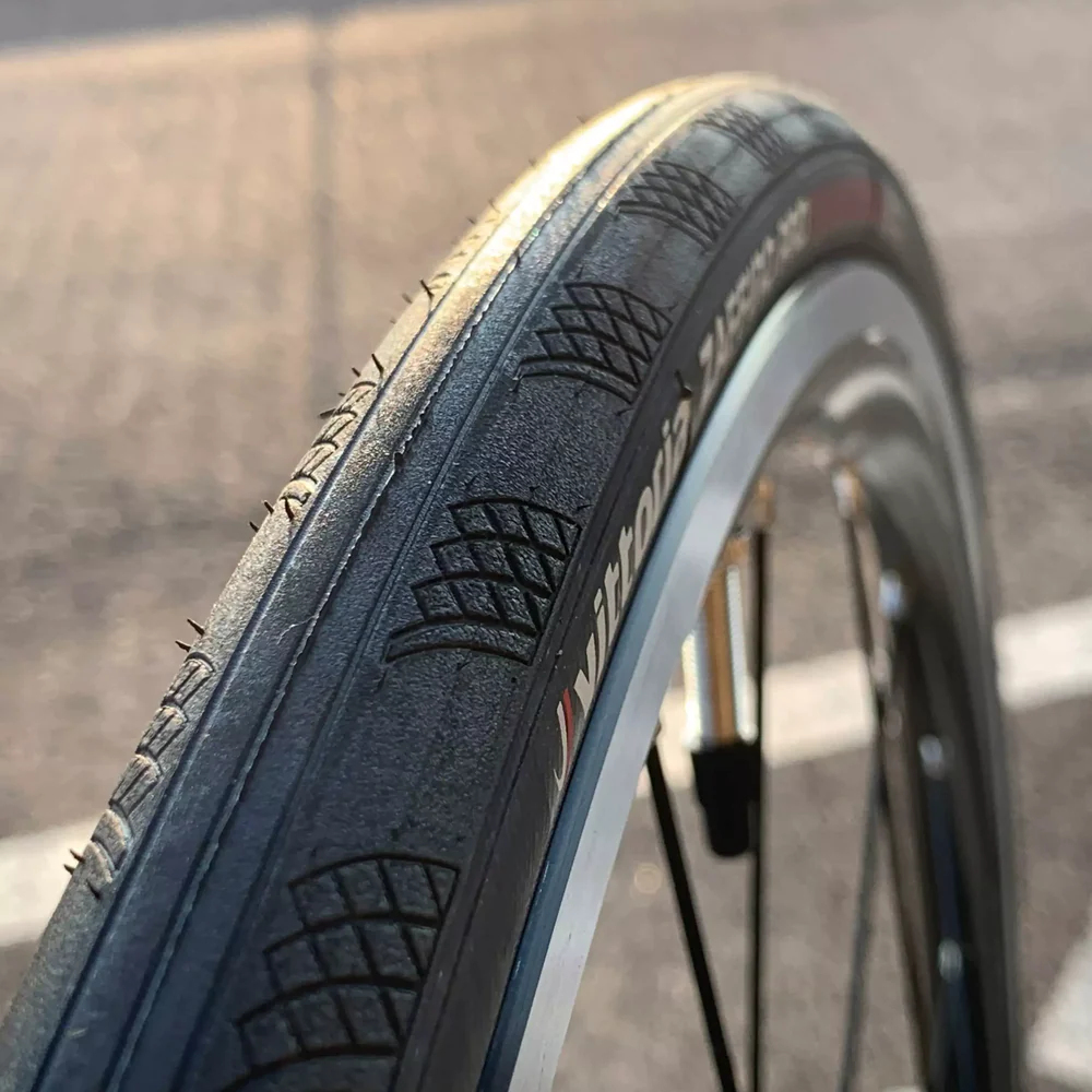 Vittoria Zaffiro Pro V Folding Tire - 25-622 | para | BIKE24