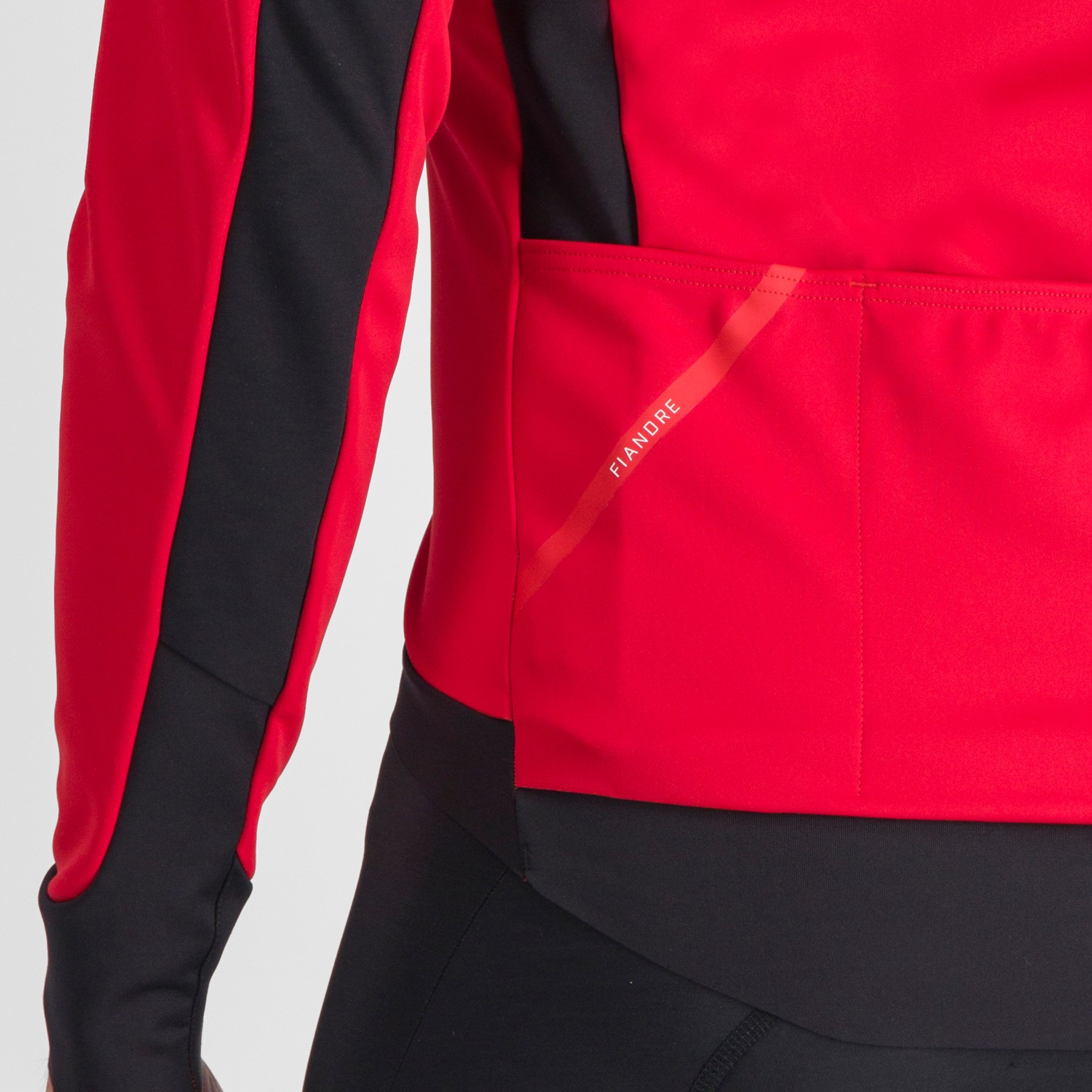 Sportful Fiandre Jacket Men - 638 Tango Red | BIKE24