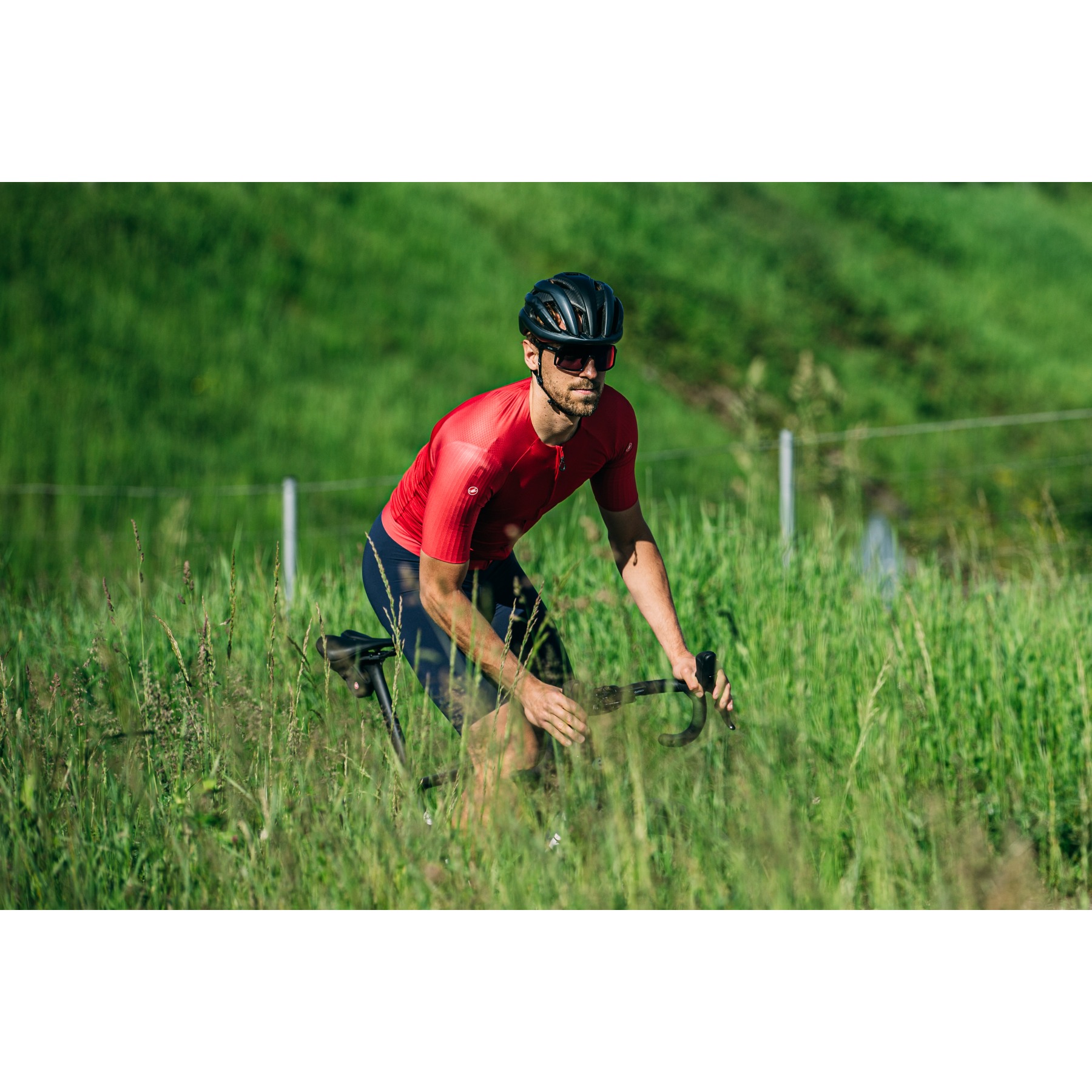 Castelli Aero Race 7.0 Jersey Men - light black 085 | BIKE24