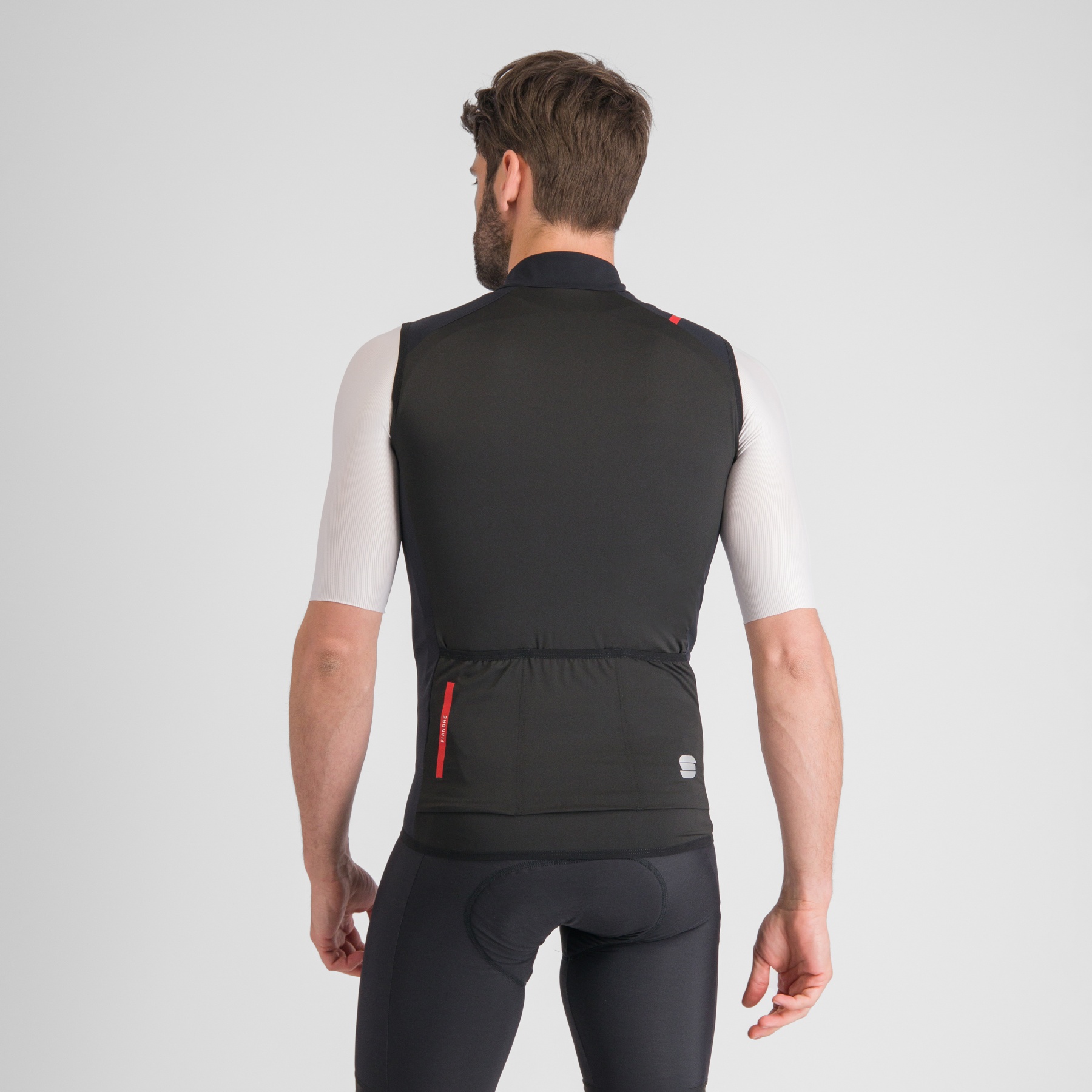 ウェア Sportful Fiandre Pro vest Sportful Fiandre Pro Vest Men - 002 Black | BIKE24
