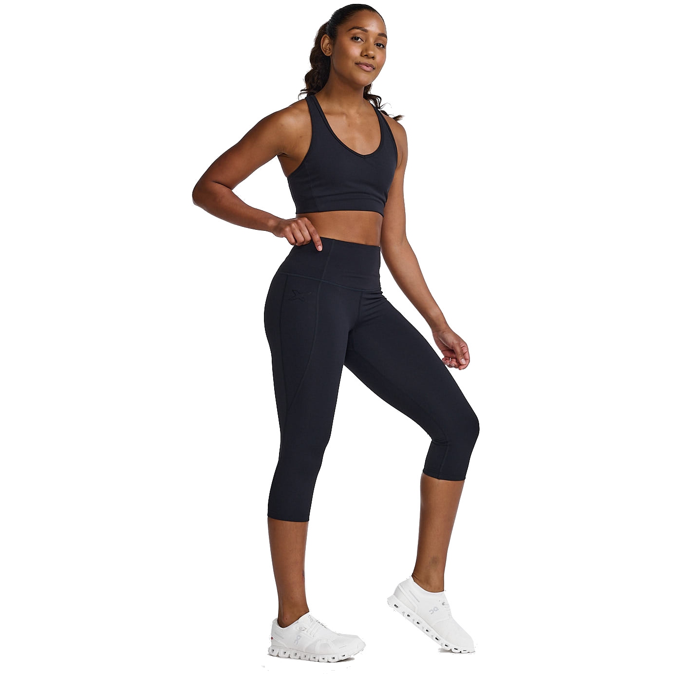 2XU Aero Reflect Hi-Rise Women's Compression Running Tights Black Reflect –  Running Form