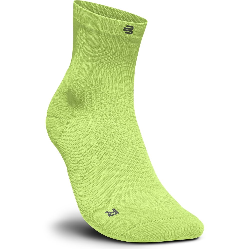 Photo produit de Bauerfeind Chaussettes Homme - Run Ultralight Mid Cut - lime green