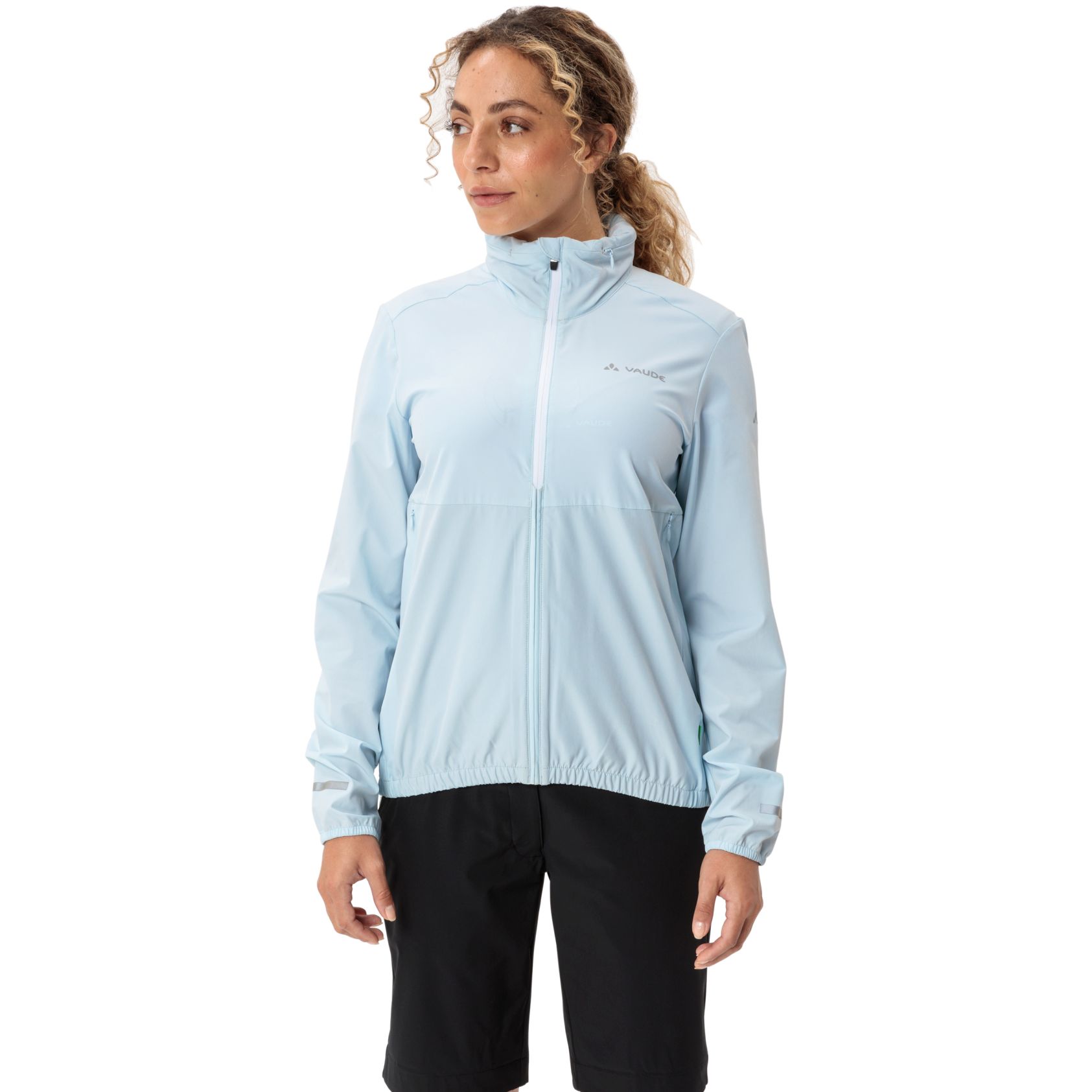 Женская воздушная куртка Vaude Cyclist Air Jacket - летняя синяя