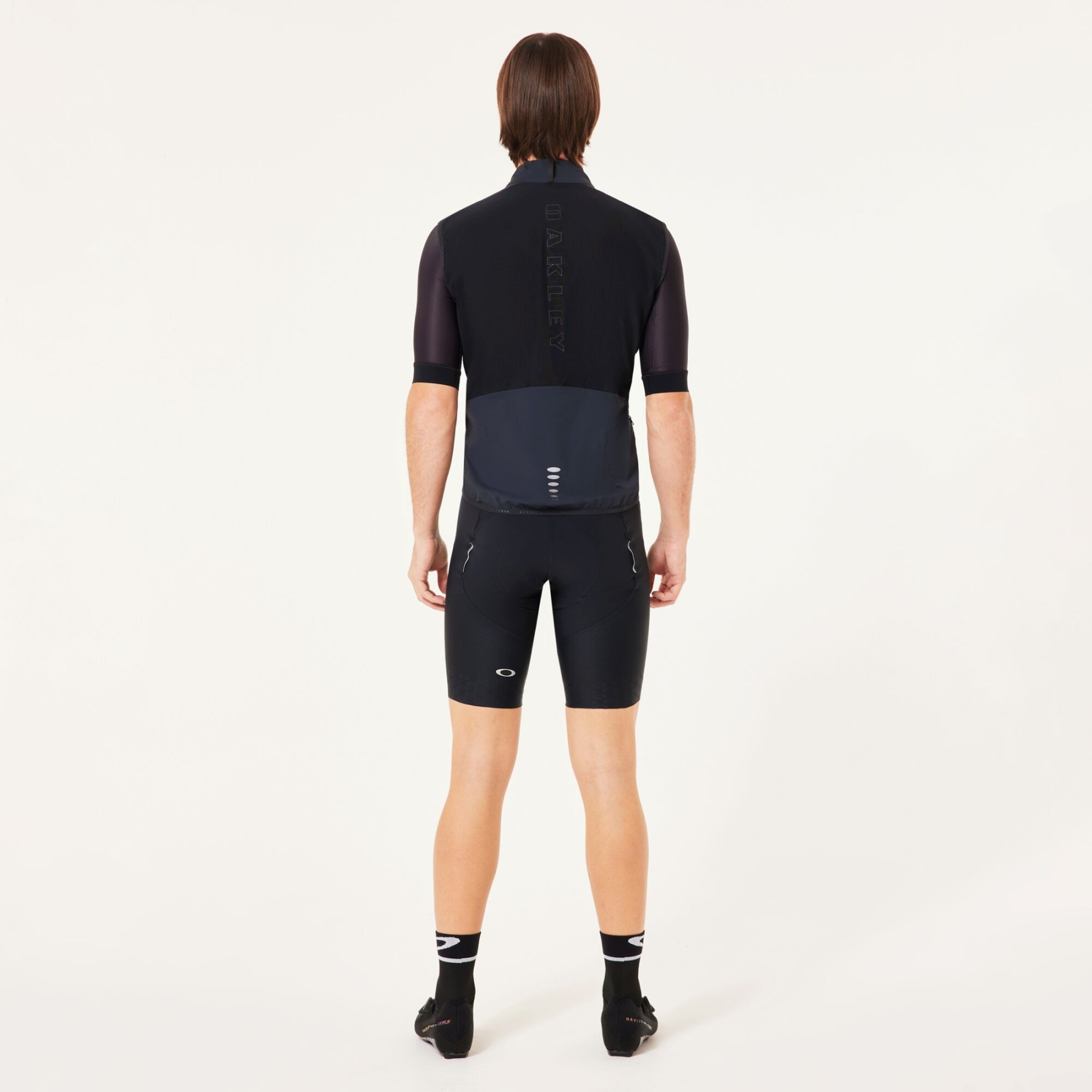 Oakley Endurance Packable 2.0 Windvest Heren - Blackout | BIKE24