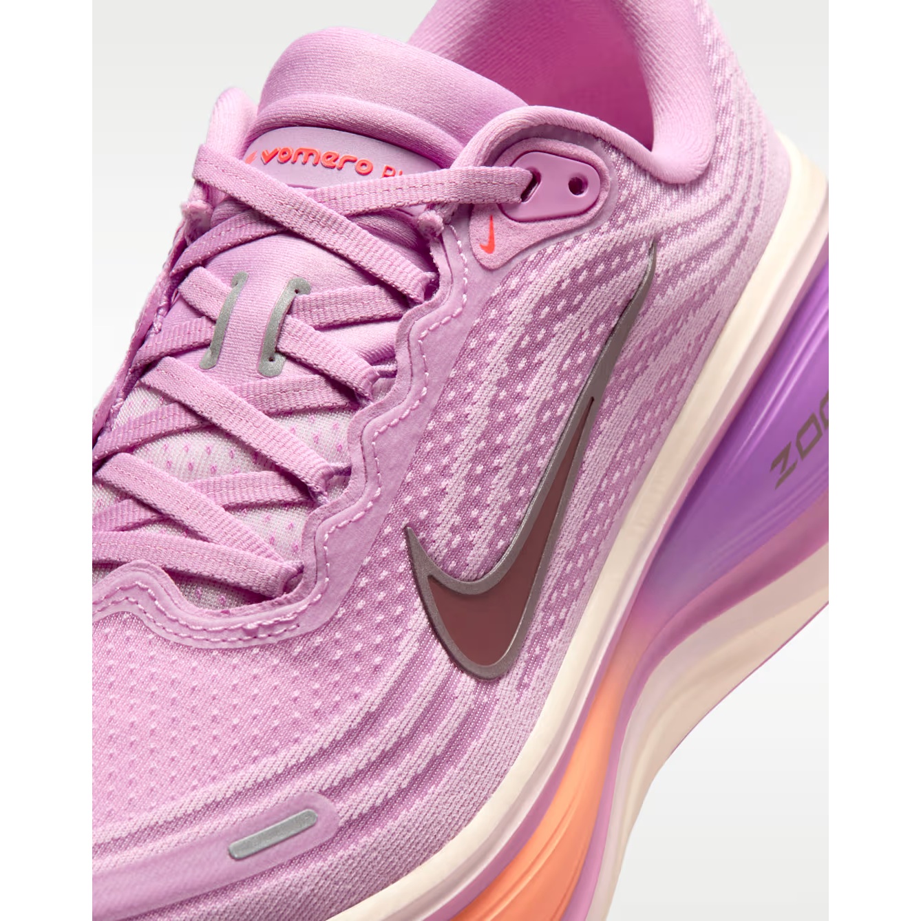 Nike Vomero Plus Running Shoes Women - light magenta/pink foam
