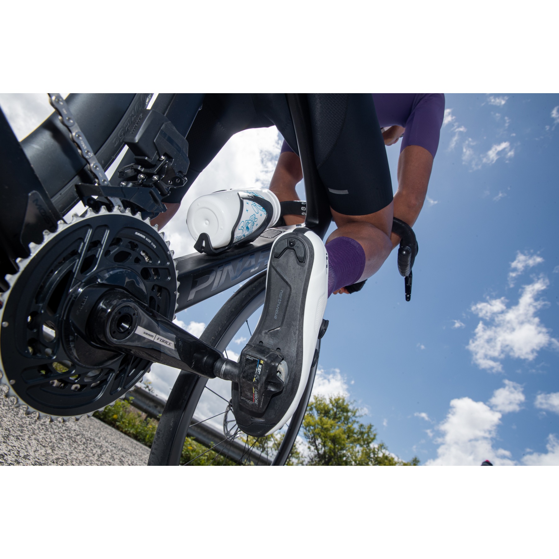 Northwave Revolution Wide Road Shoes Men - biały/czarny 51