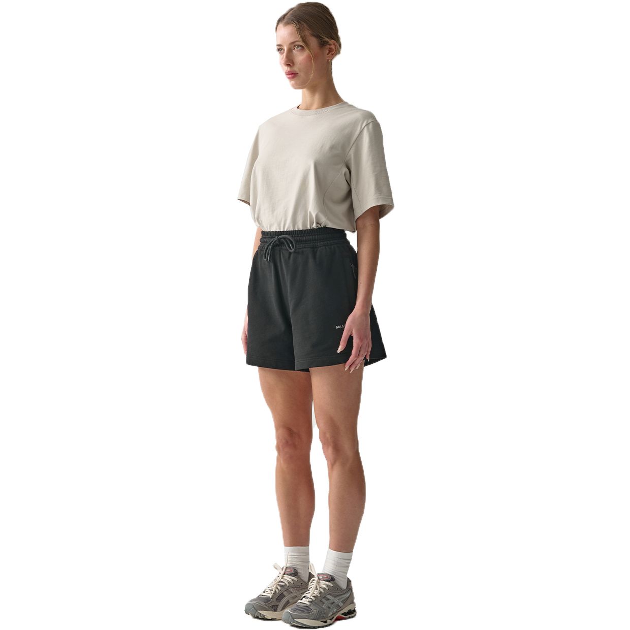Produktbild von MAAP Essentials Sweat Short Damen - schwarz