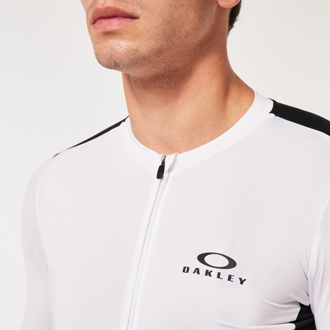【値下】【新品】Oakely Endurance Jersey2.0 Lサイズ Oakley Endurance Packable Jersey - Forged Iron | Oakley® US