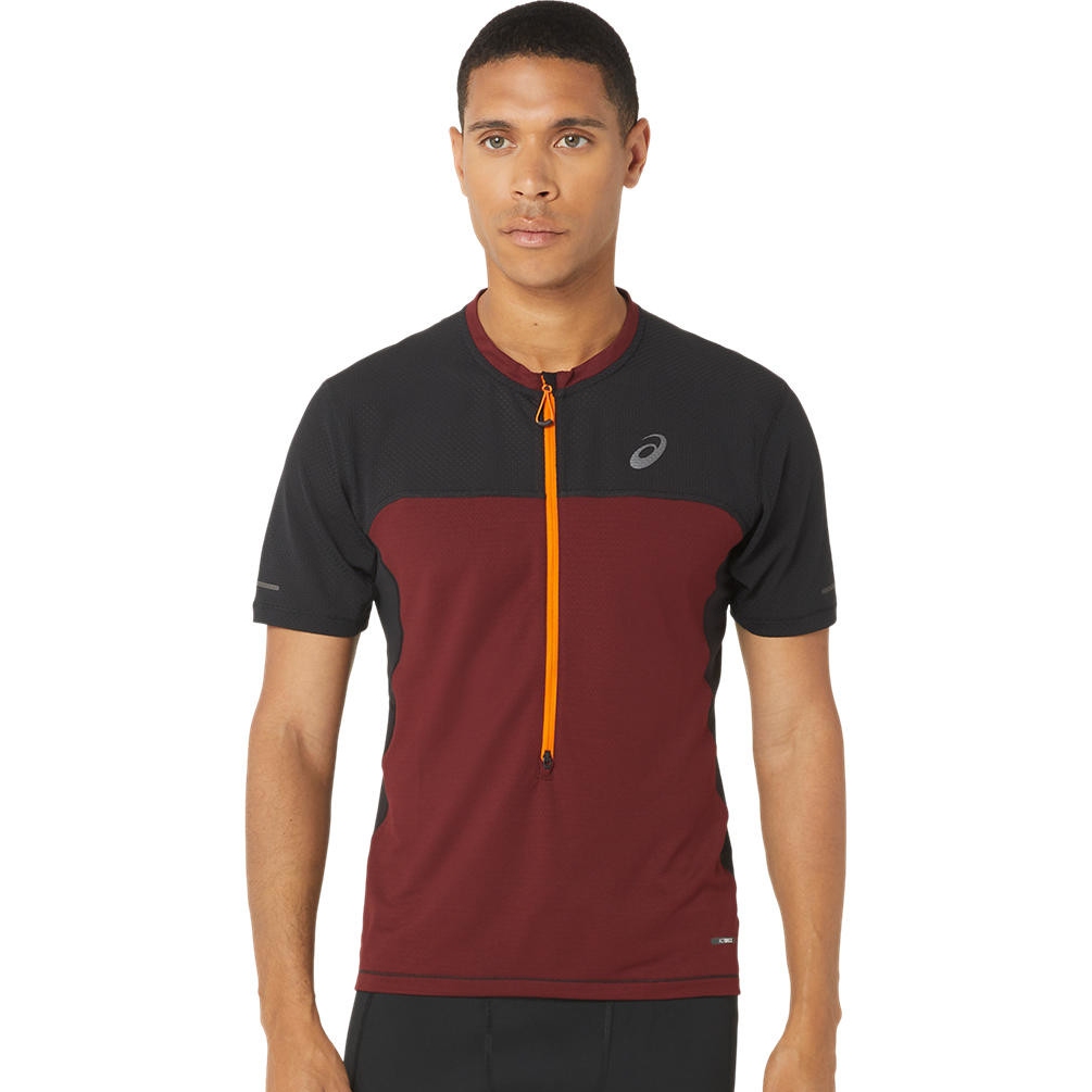 Produktbild von asics Fujitrail Kurzarmshirt Herren - antique red/performance black