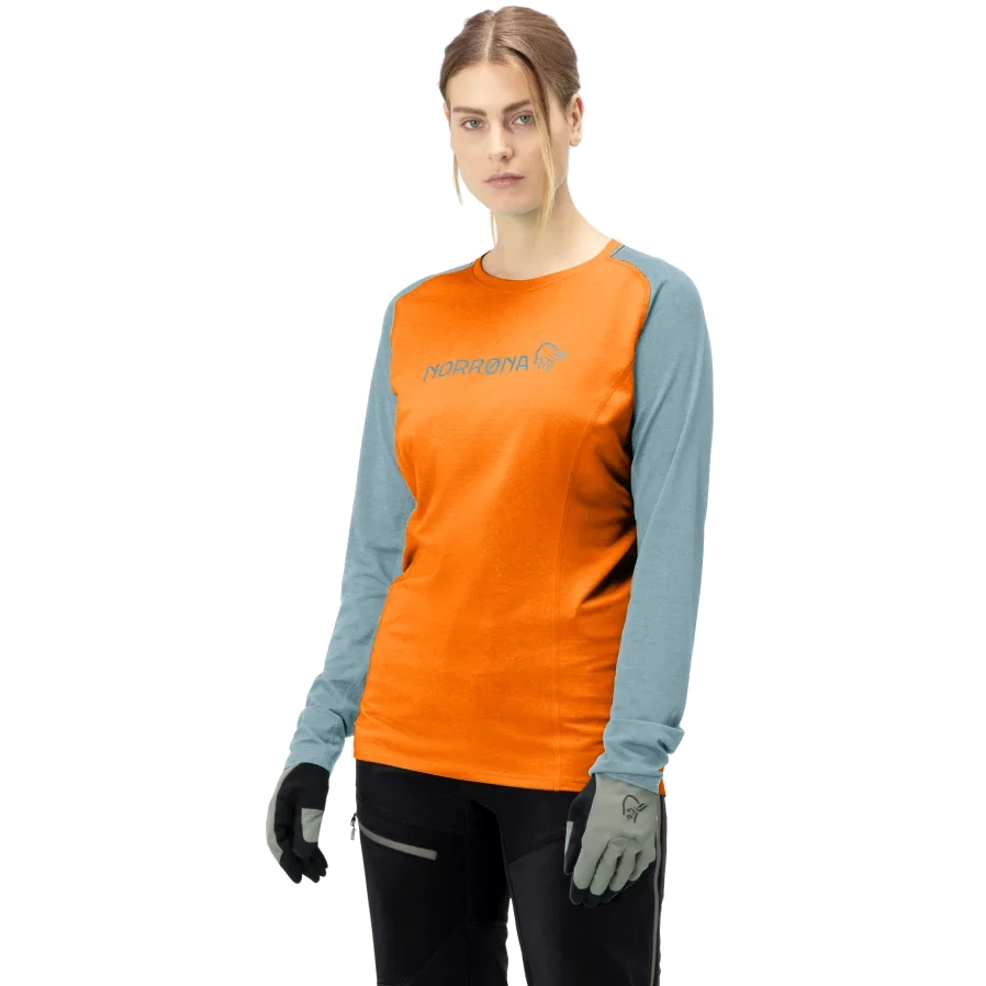 Picture of Norrona fjørå equaliser lightweight Long sleeve Shirt Women - Orange Popsicle/Tourmaline
