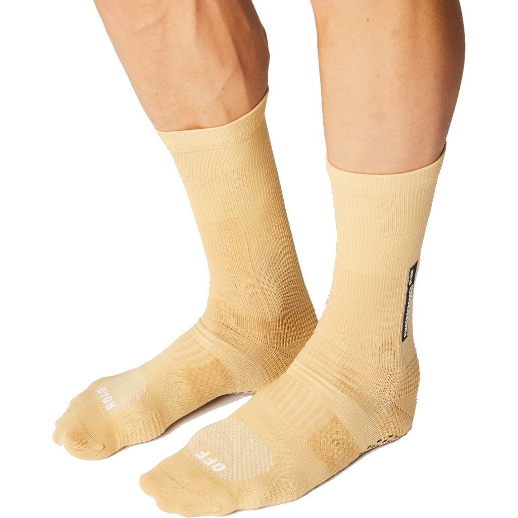 Photo produit de FINGERSCROSSED Chaussettes Vélo - Off Road - Sahara Sun