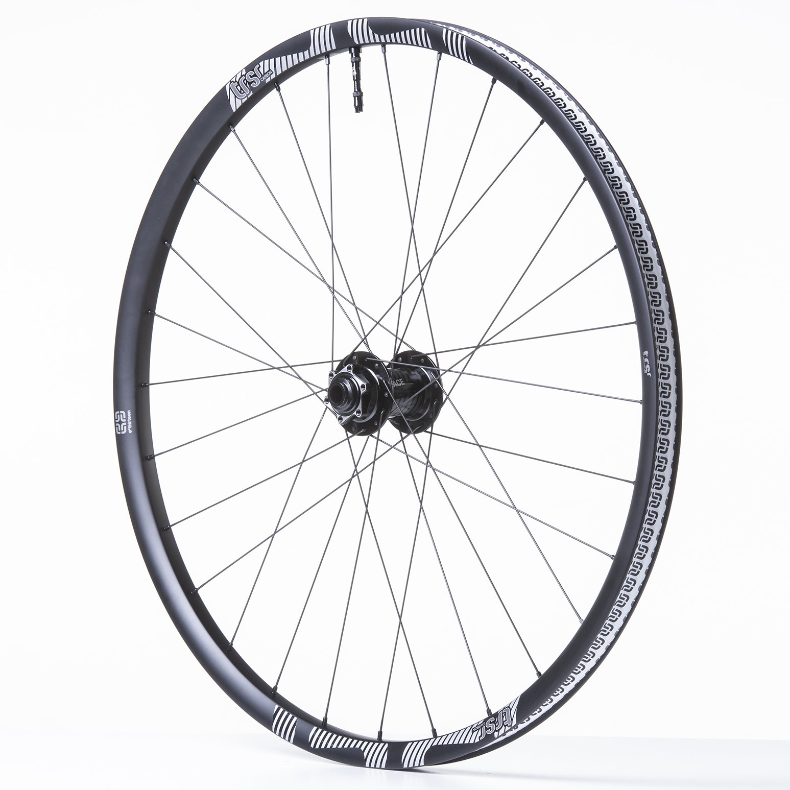 Picture of e*thirteen TRS Race SL Carbon 29 Inch Front Wheel - 6-Bolt - 27mm - 15x110mm Boost - black