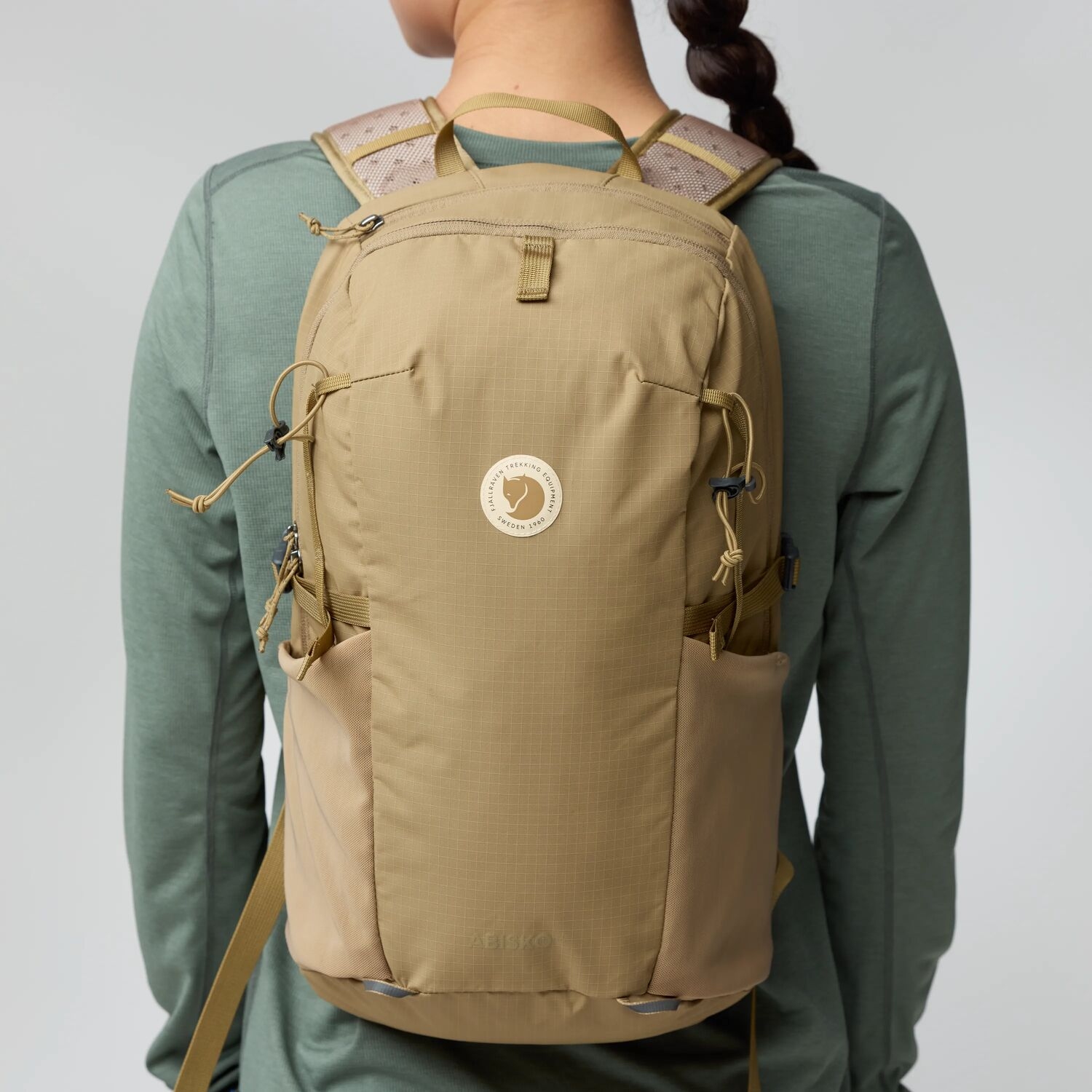 あっこ ！ Fjällräven Abisko Softpack 16L Backpack - mustard yellow | BIKE24