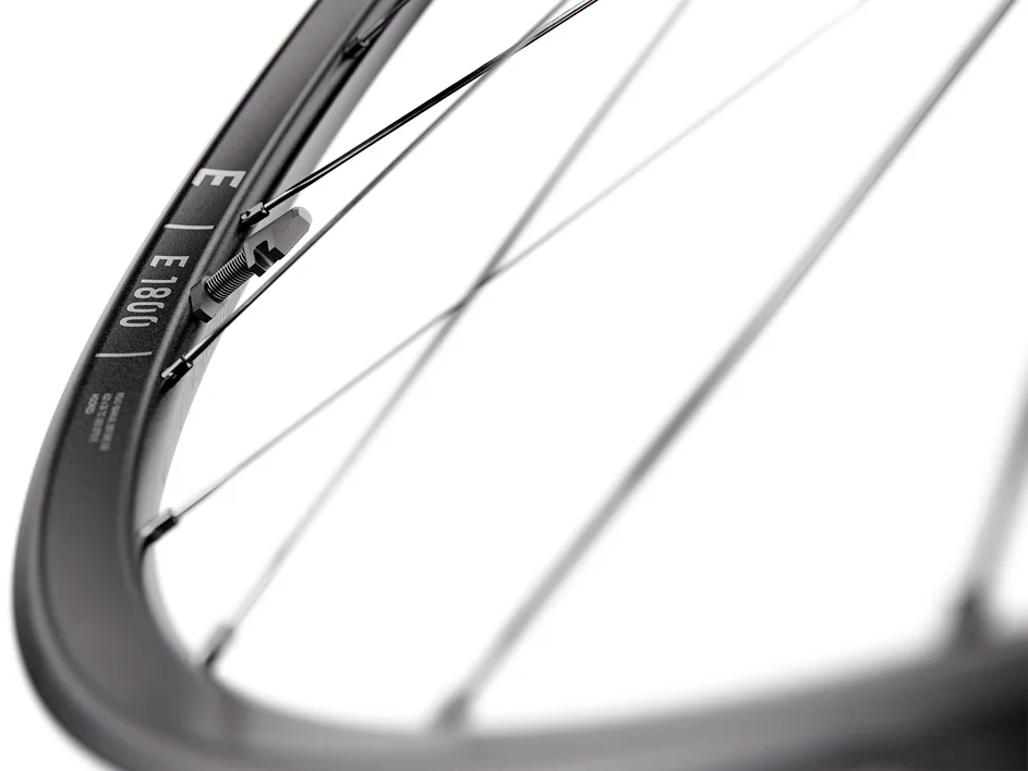 DT Swiss E 1800 SPLINE DB 20 Hinterrad - 28
