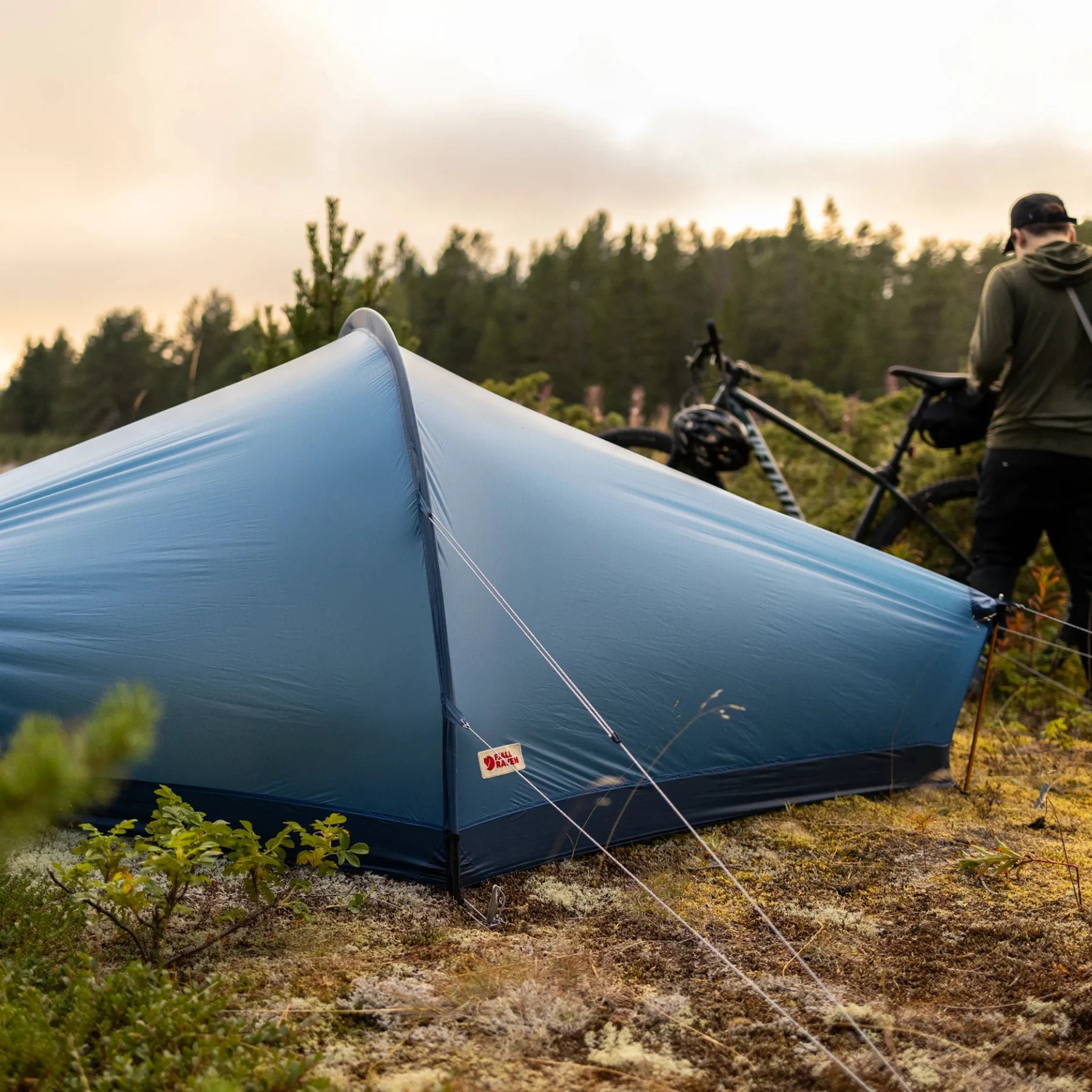 Fjällräven Abisko Lite 1 Tent - sand | BIKE24