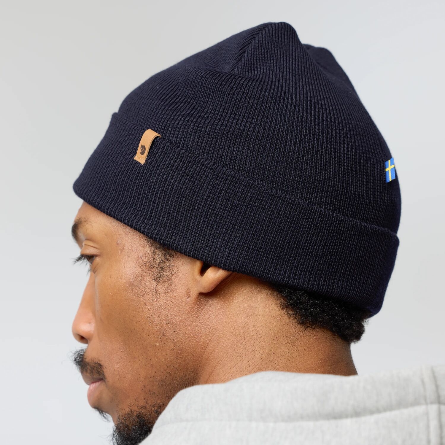 Fjällräven Classic Knit Hat - dark navy | BIKE24