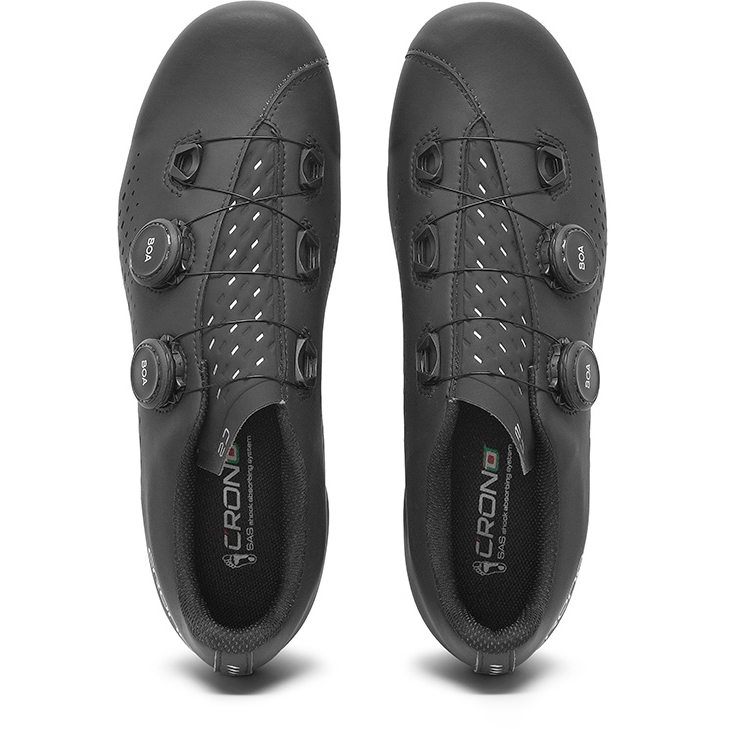 Crono CR2 Road Shoes - Black | Full Carbon Sole | BIKE24