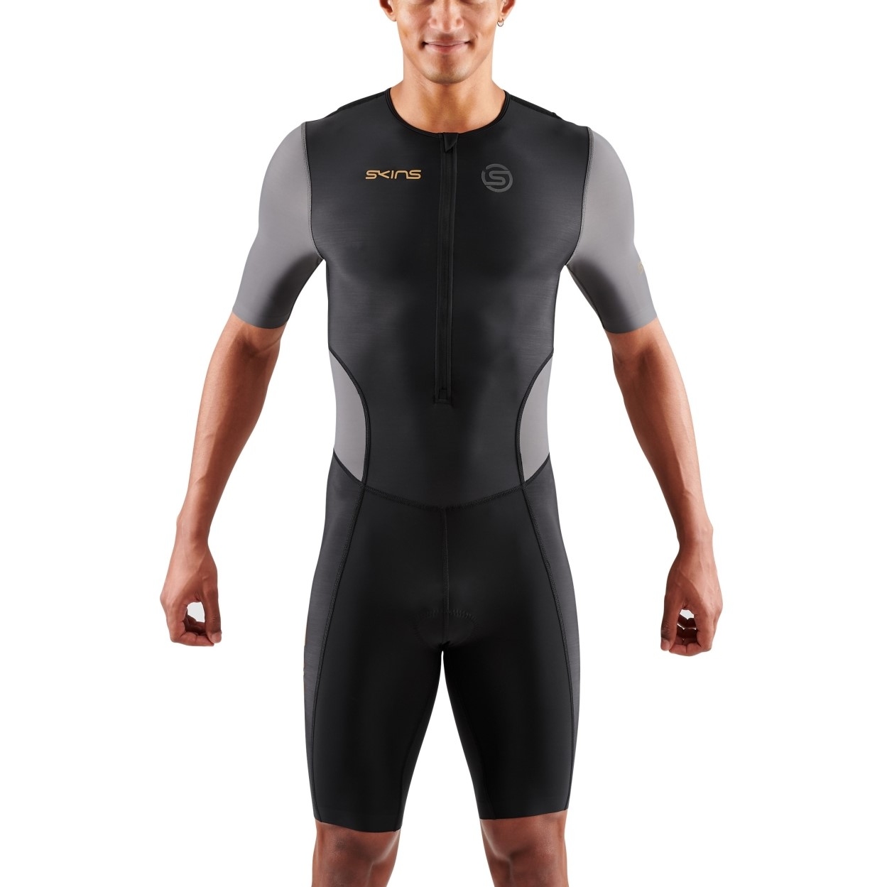 Produktbild von SKINS TRI Brand Kurzarm-Triathlonanzug Herren - Black/Carbon