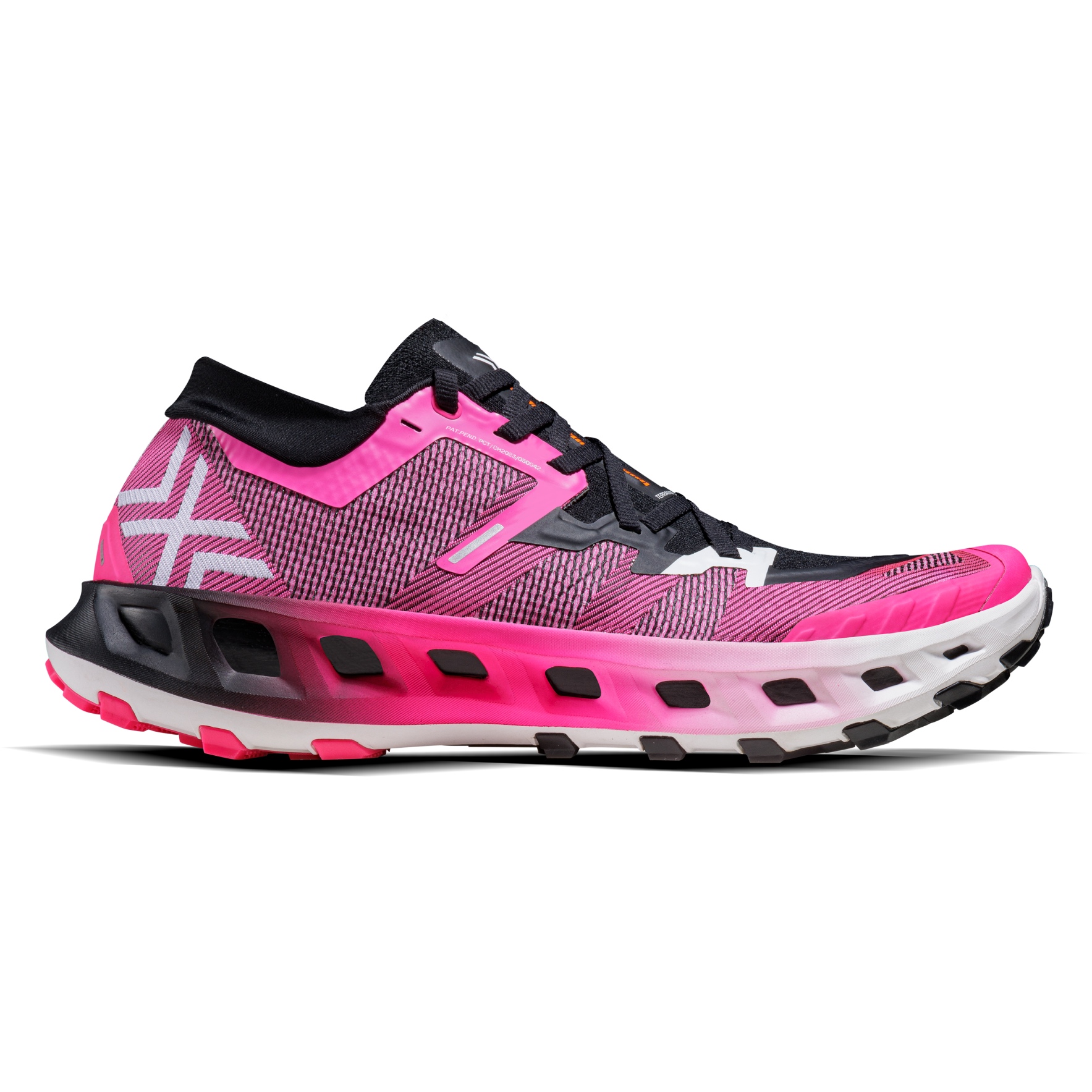 Productfoto van X-Bionic Terraskin X02 Trailrunningschoenen - fluo pink/x black/ x white