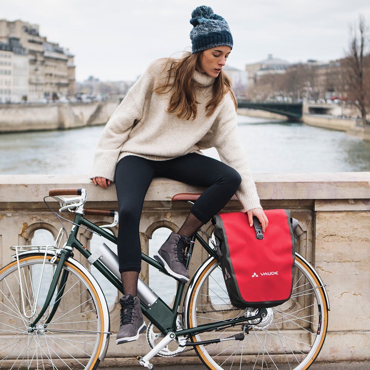 Vaude Aqua Back Single Bike Pannier - 24L - red | BIKE24
