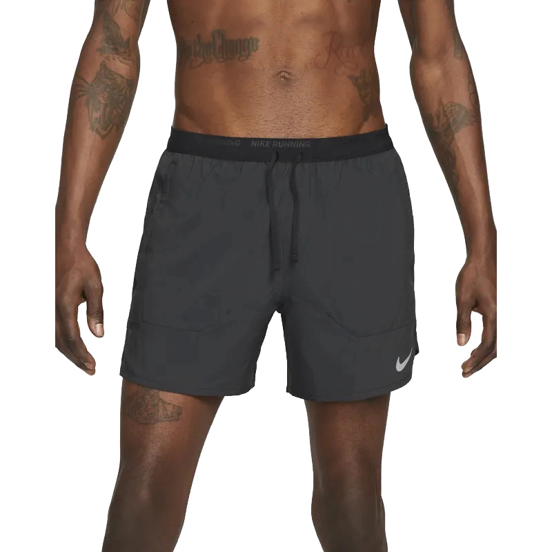 Produktbild von Nike Dri-FIT Stride Herren-Laufshorts mit Futter - black/black/reflective silver DM4755-010