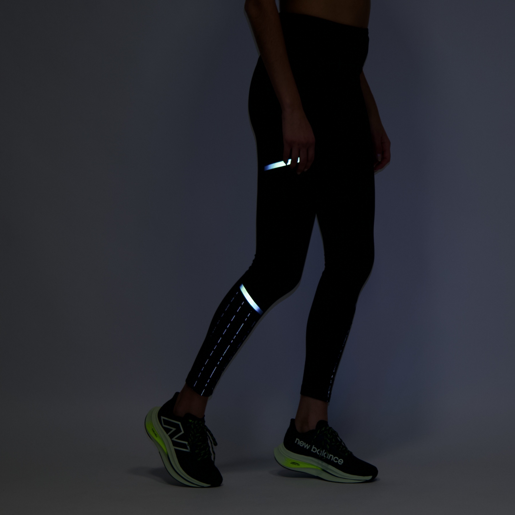New Balance Impact Run Luminous Heat Damen Laufhose - Schwarz | BIKE24