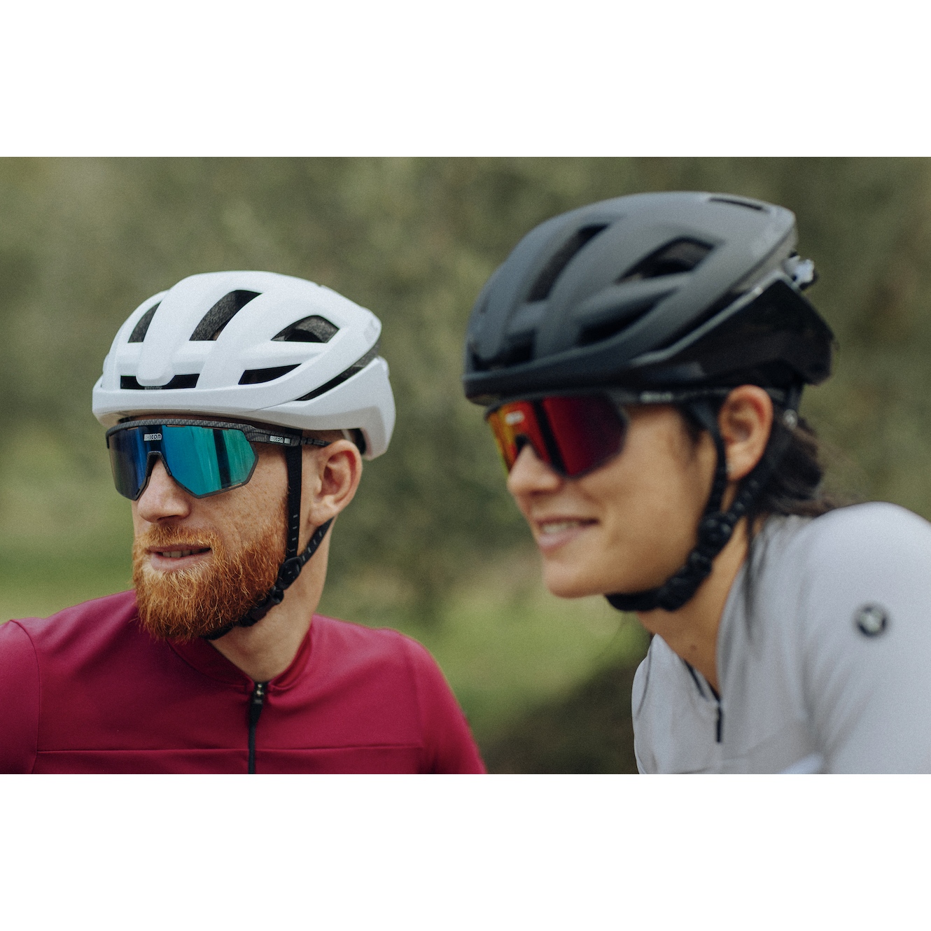 HJC Bellus Road Helmet - Matt / Gloss Black