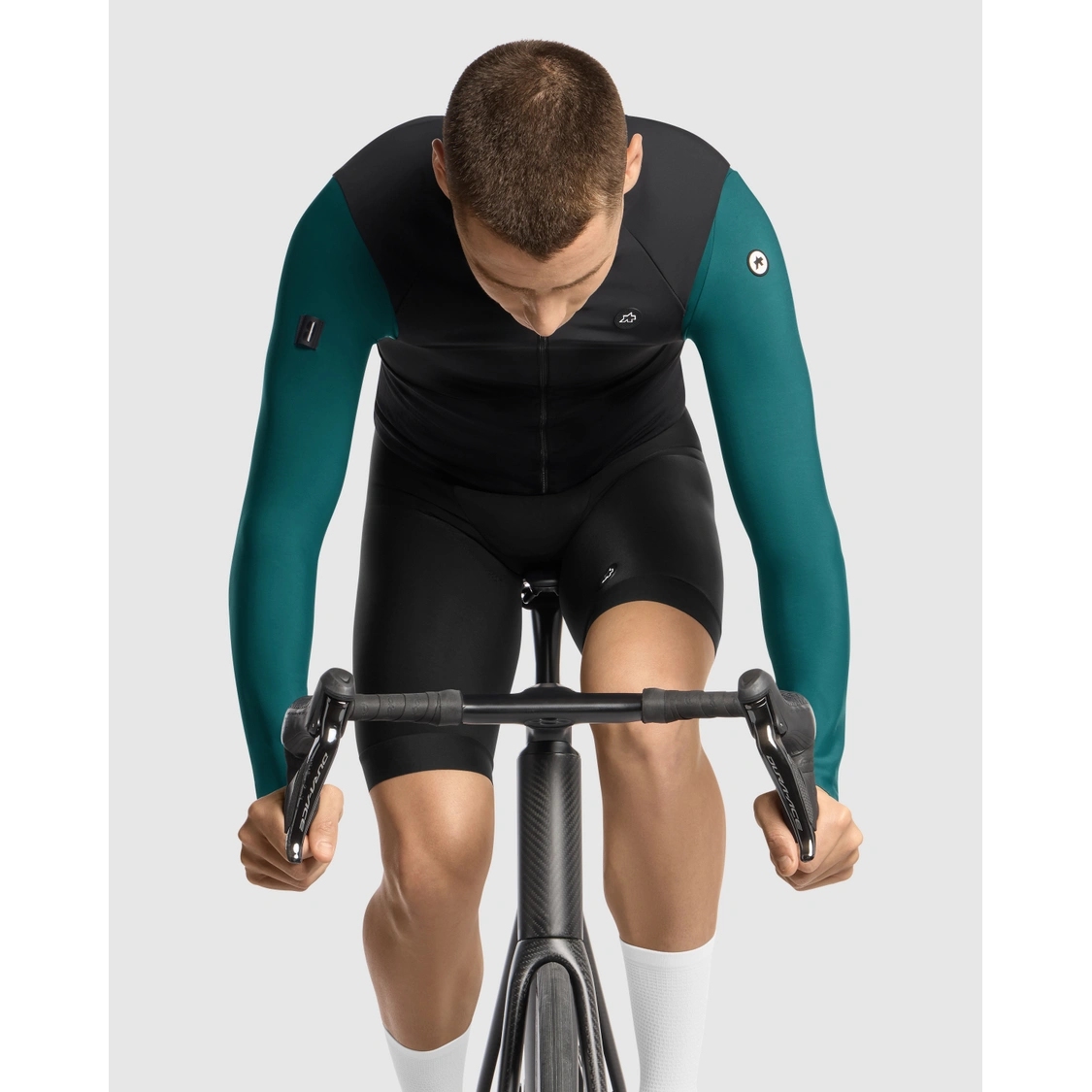 Assos MILLE GTS S11 Spring Fall Vest Men - black series | BIKE24