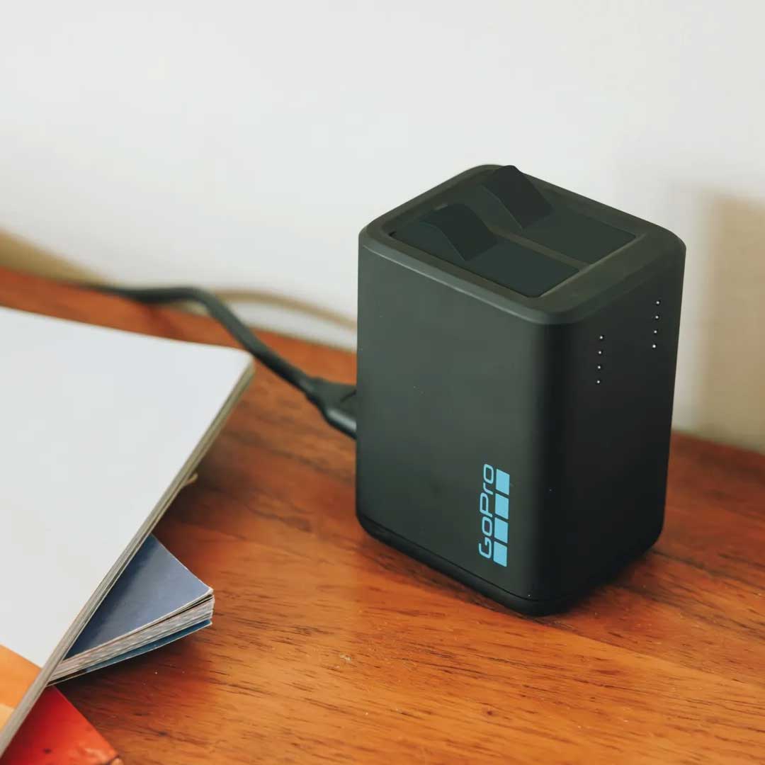 GoPro Dual Battery Charger + 2 Enduro Batteries for HERO13 Black