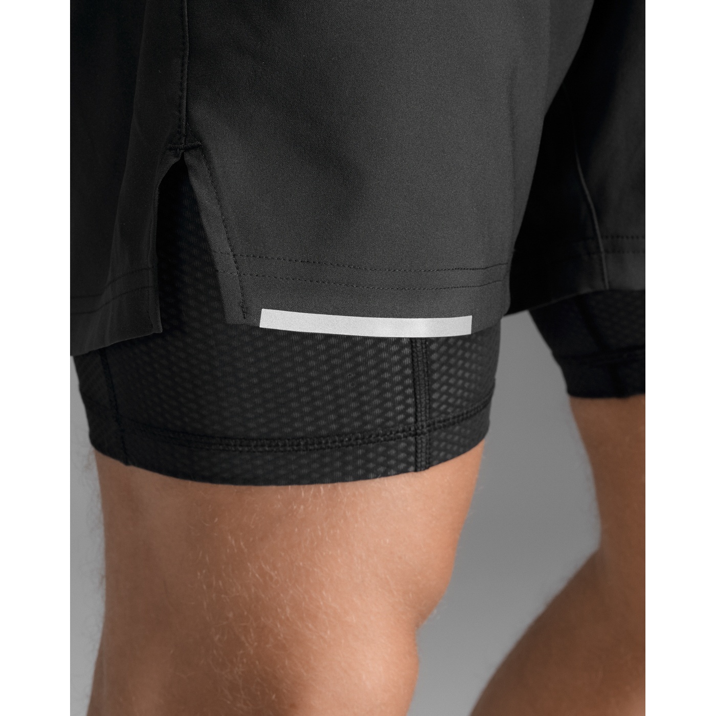 2XU Aero Mesh 2-in-1 5