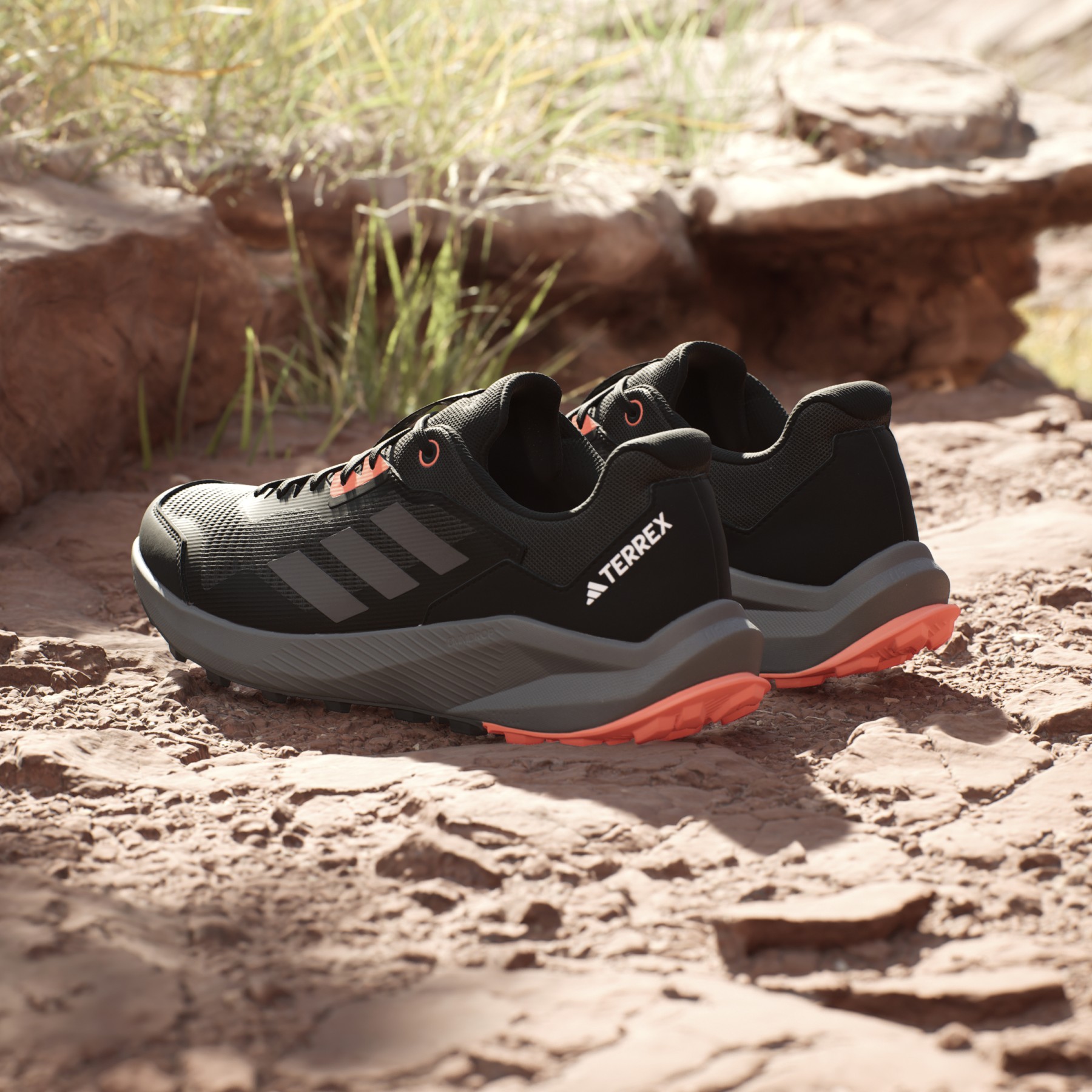 adidas Scarpe da Trailrunning Uomo TERREX Trailrider grey six grey four impact orange IF0385