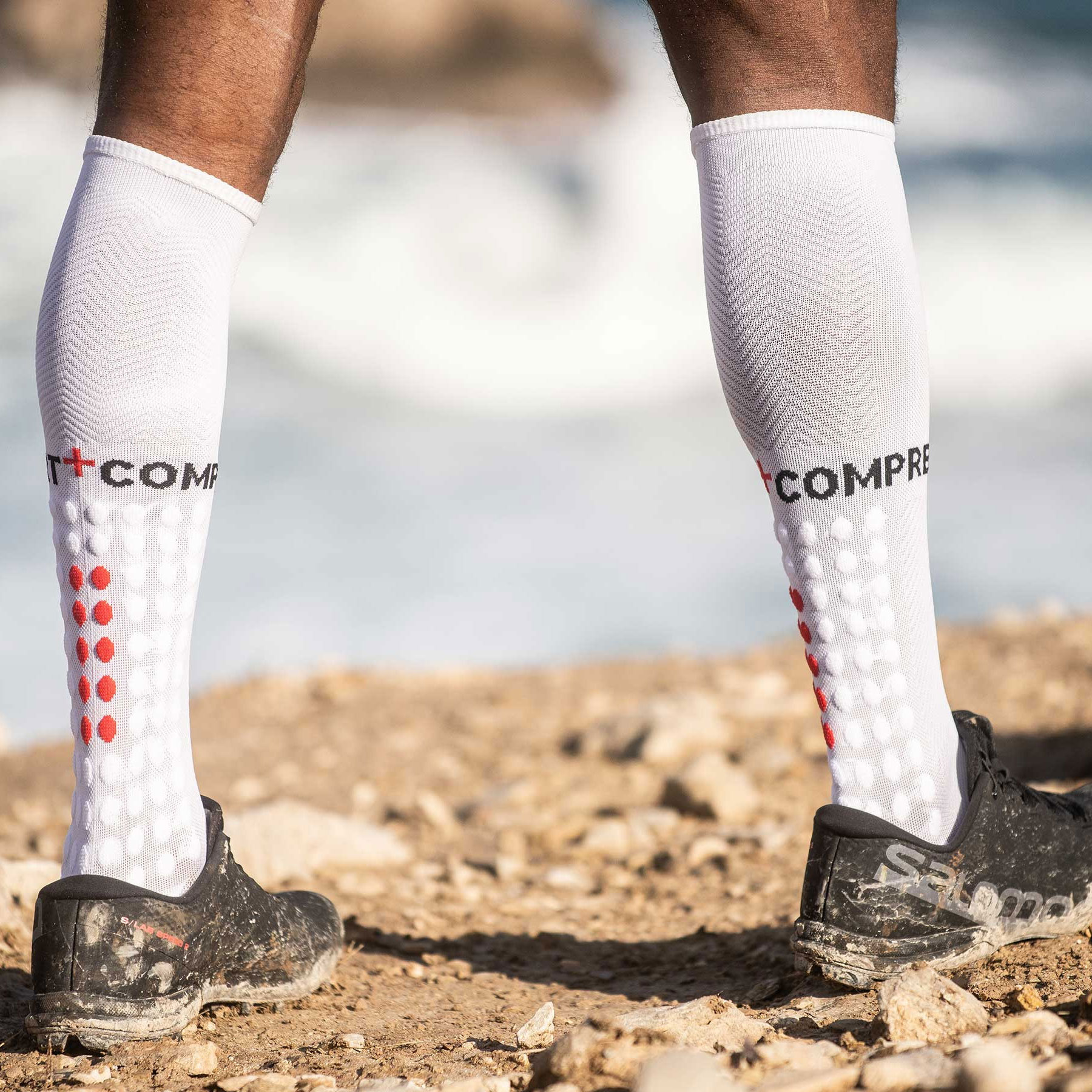 Compression sports sock white  Full Socks Run by Compressport