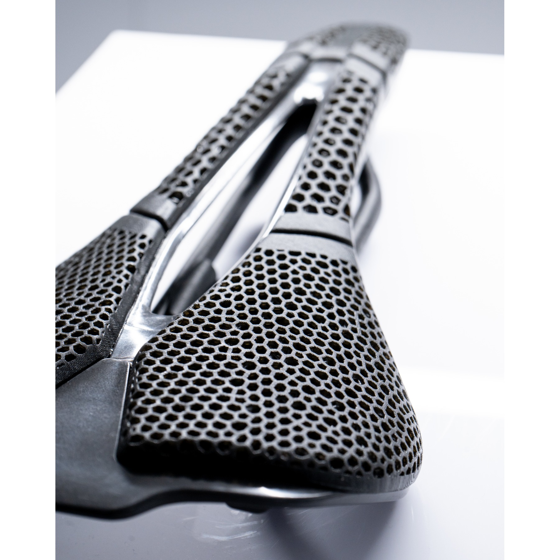 Prologo Scratch M5 PAS 3DMSS Nack Saddle - Black | BIKE24